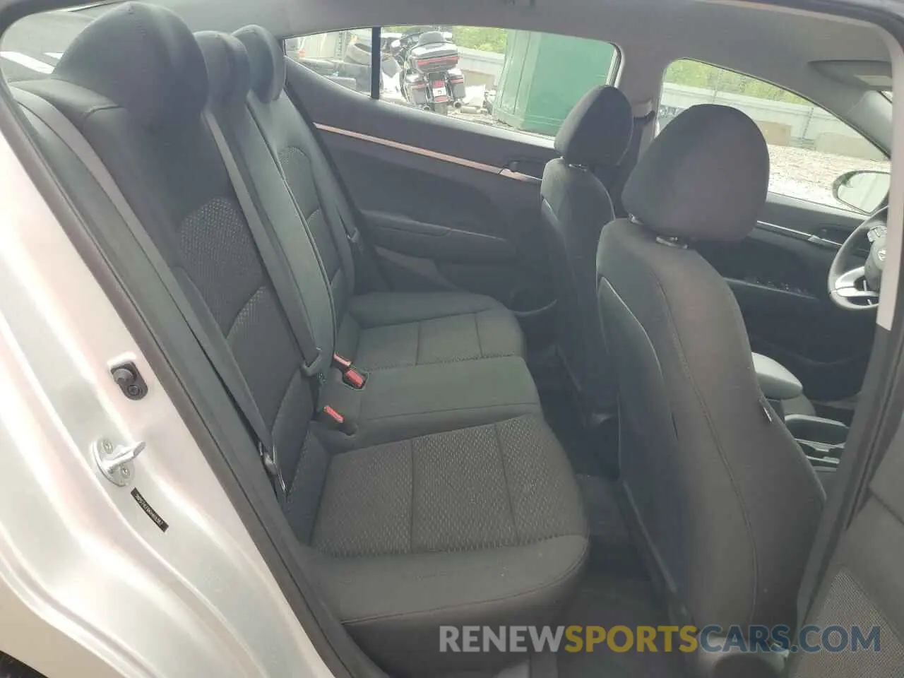 10 fotografías del automóvil dañado 5NPD74LF6KH468387 HYUNDAI ELANTRA 2019