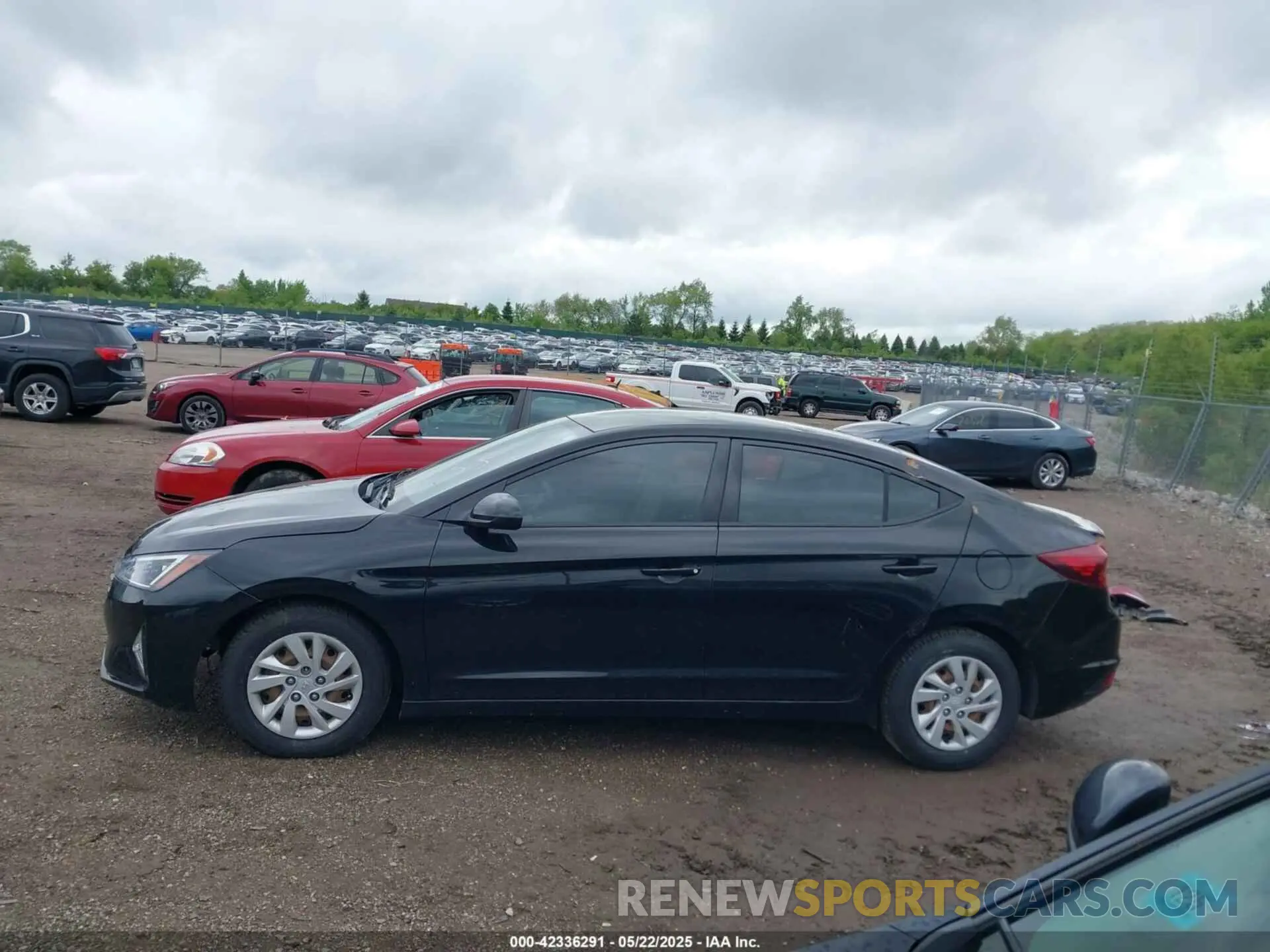 15 fotografías del automóvil dañado 5NPD74LF7KH430814 HYUNDAI ELANTRA 2019