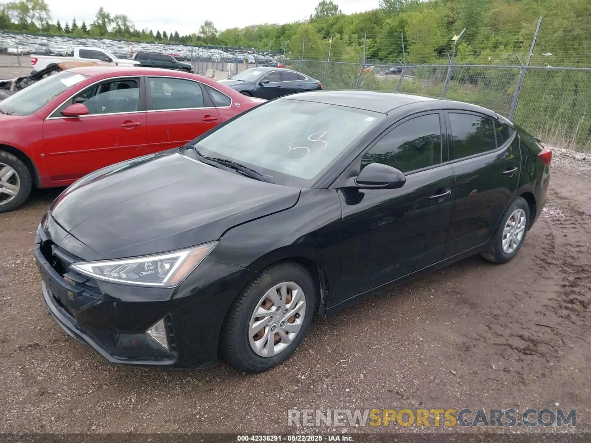 2 fotografías del automóvil dañado 5NPD74LF7KH430814 HYUNDAI ELANTRA 2019