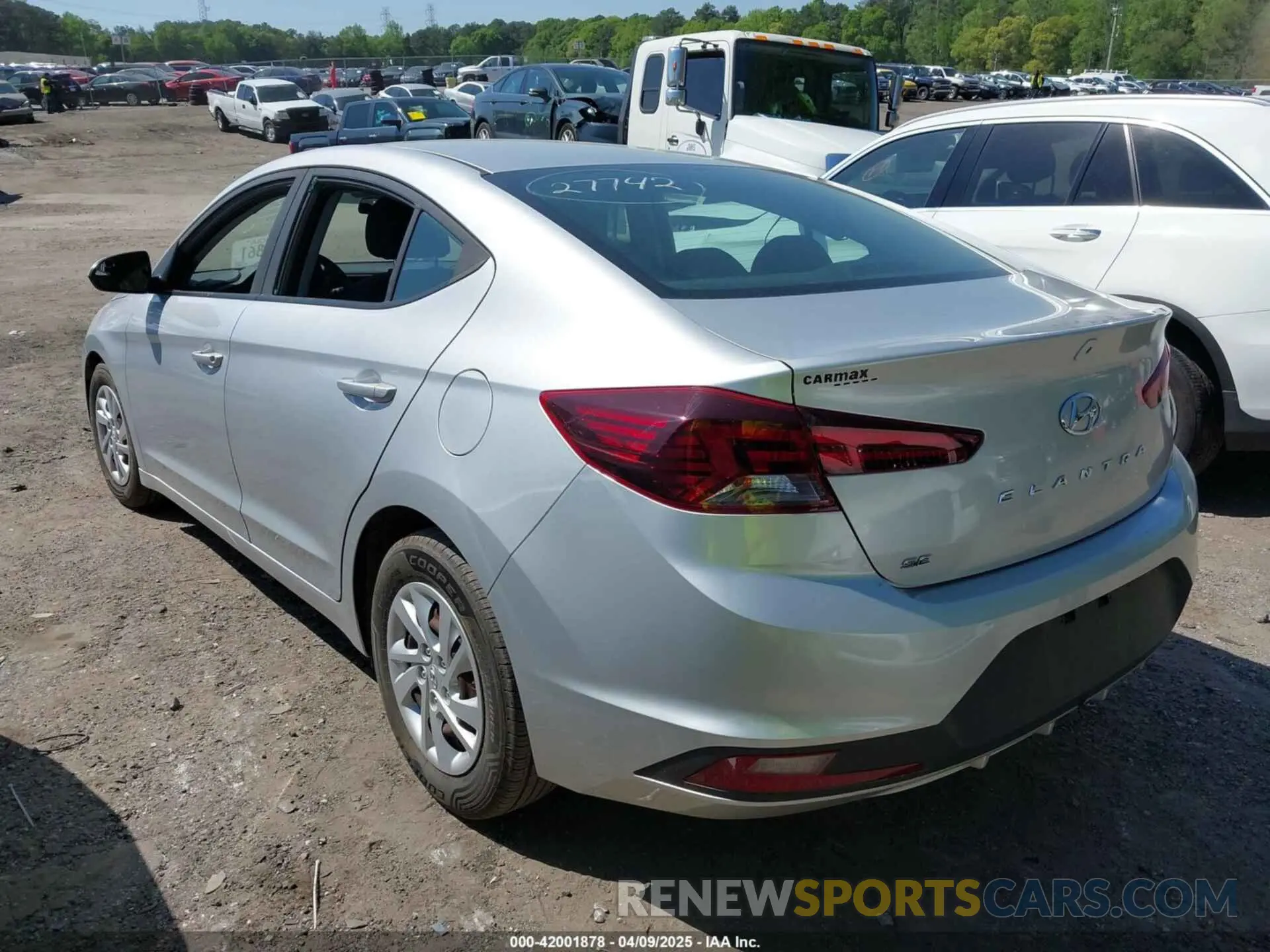 3 fotografías del automóvil dañado 5NPD74LF8KH406795 HYUNDAI ELANTRA 2019