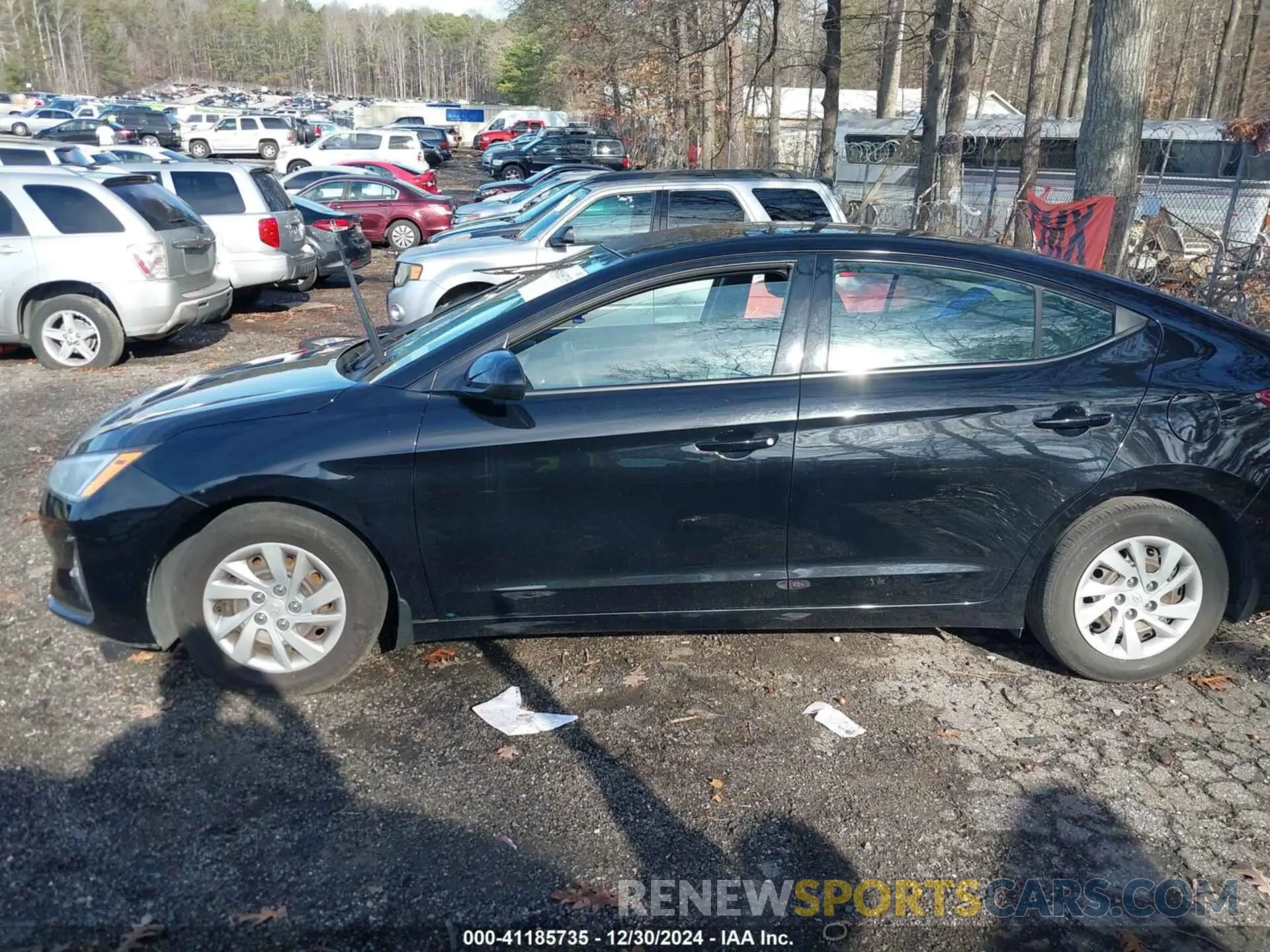 13 fotografías del automóvil dañado 5NPD74LF8KH432409 HYUNDAI ELANTRA 2019