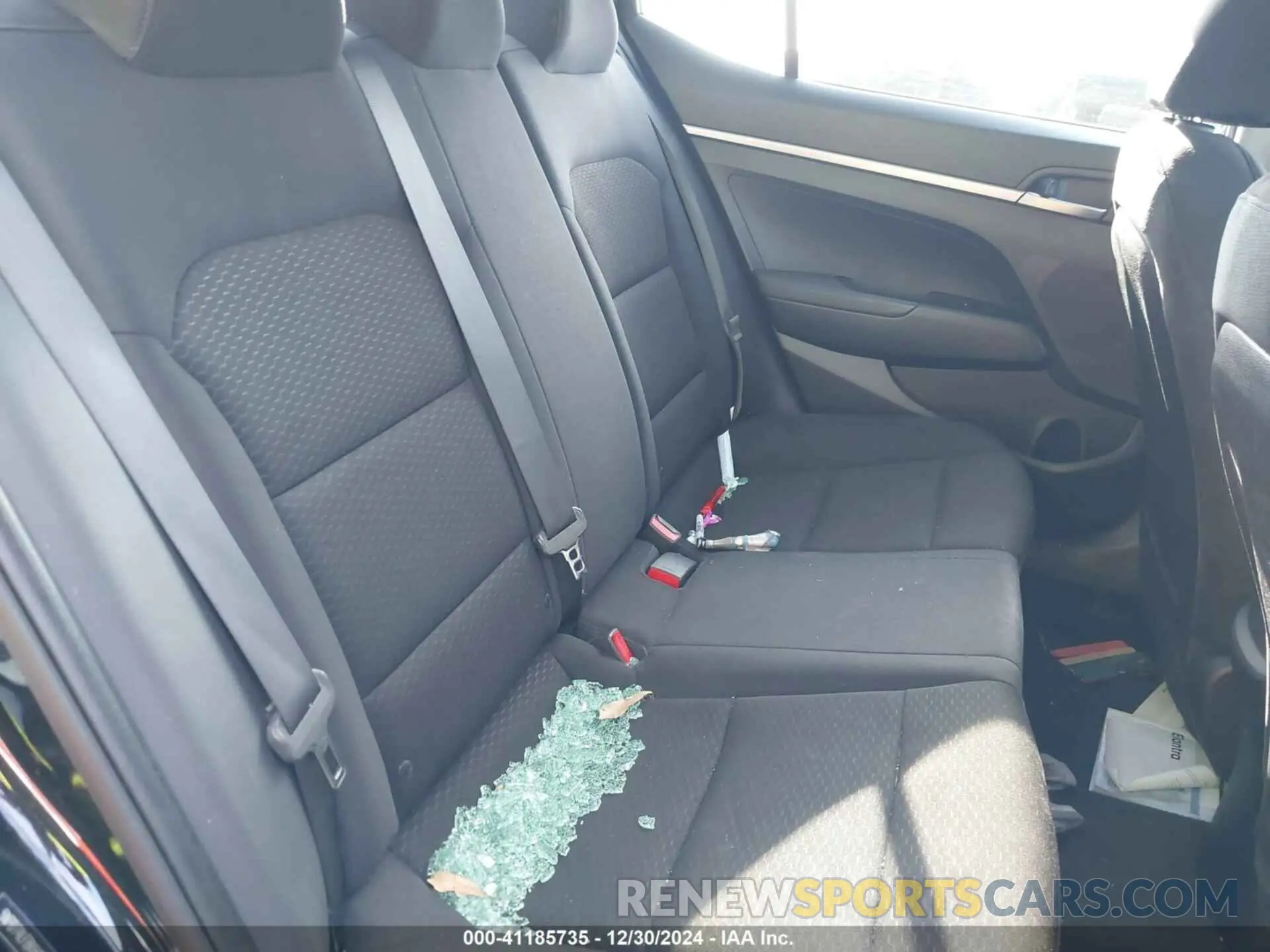 8 fotografías del automóvil dañado 5NPD74LF8KH432409 HYUNDAI ELANTRA 2019