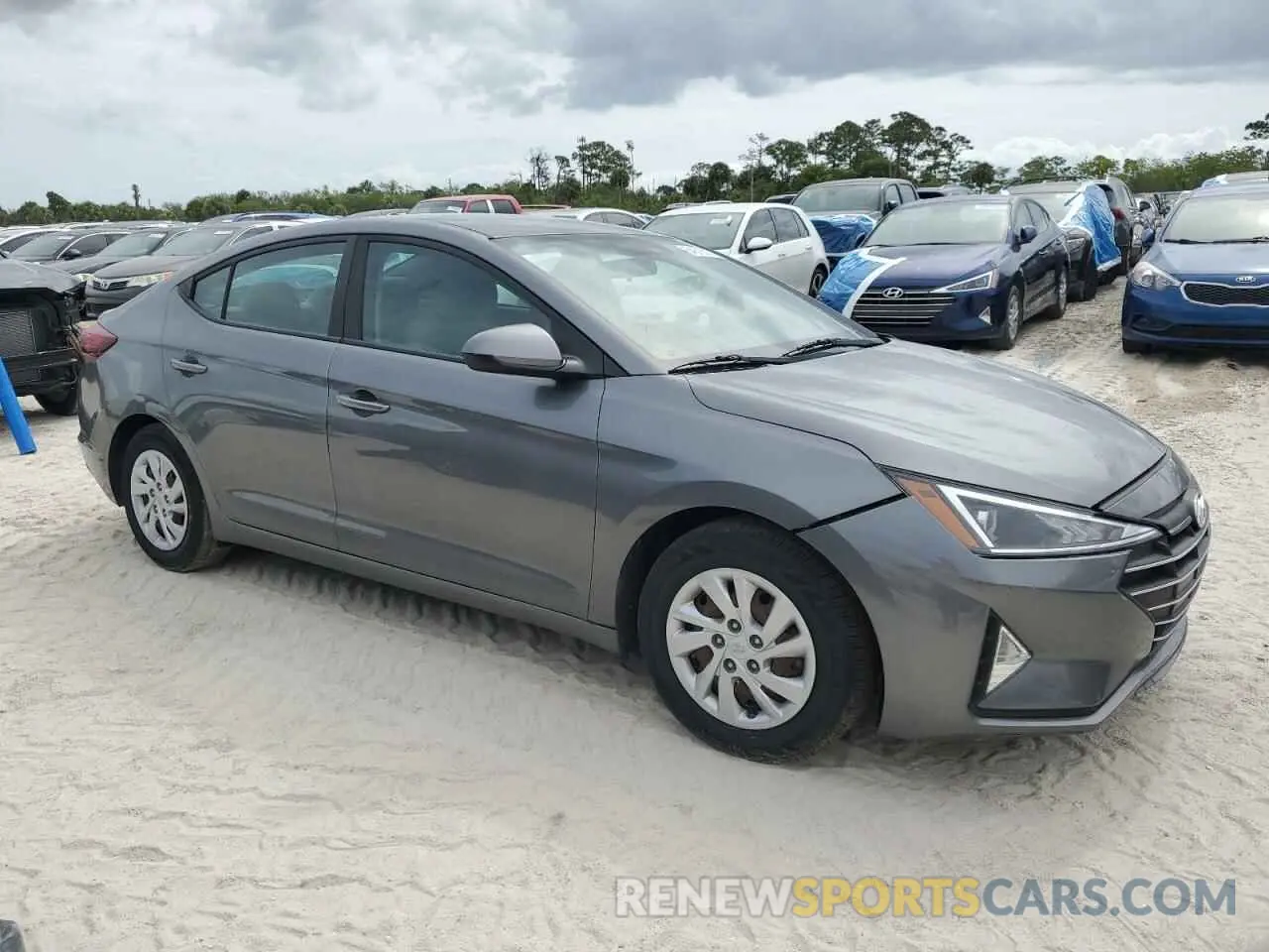 4 fotografías del automóvil dañado 5NPD74LF8KH435780 HYUNDAI ELANTRA 2019