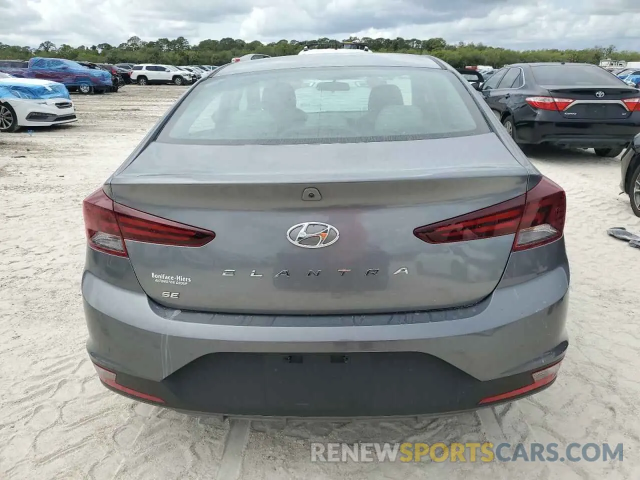 6 fotografías del automóvil dañado 5NPD74LF8KH435780 HYUNDAI ELANTRA 2019