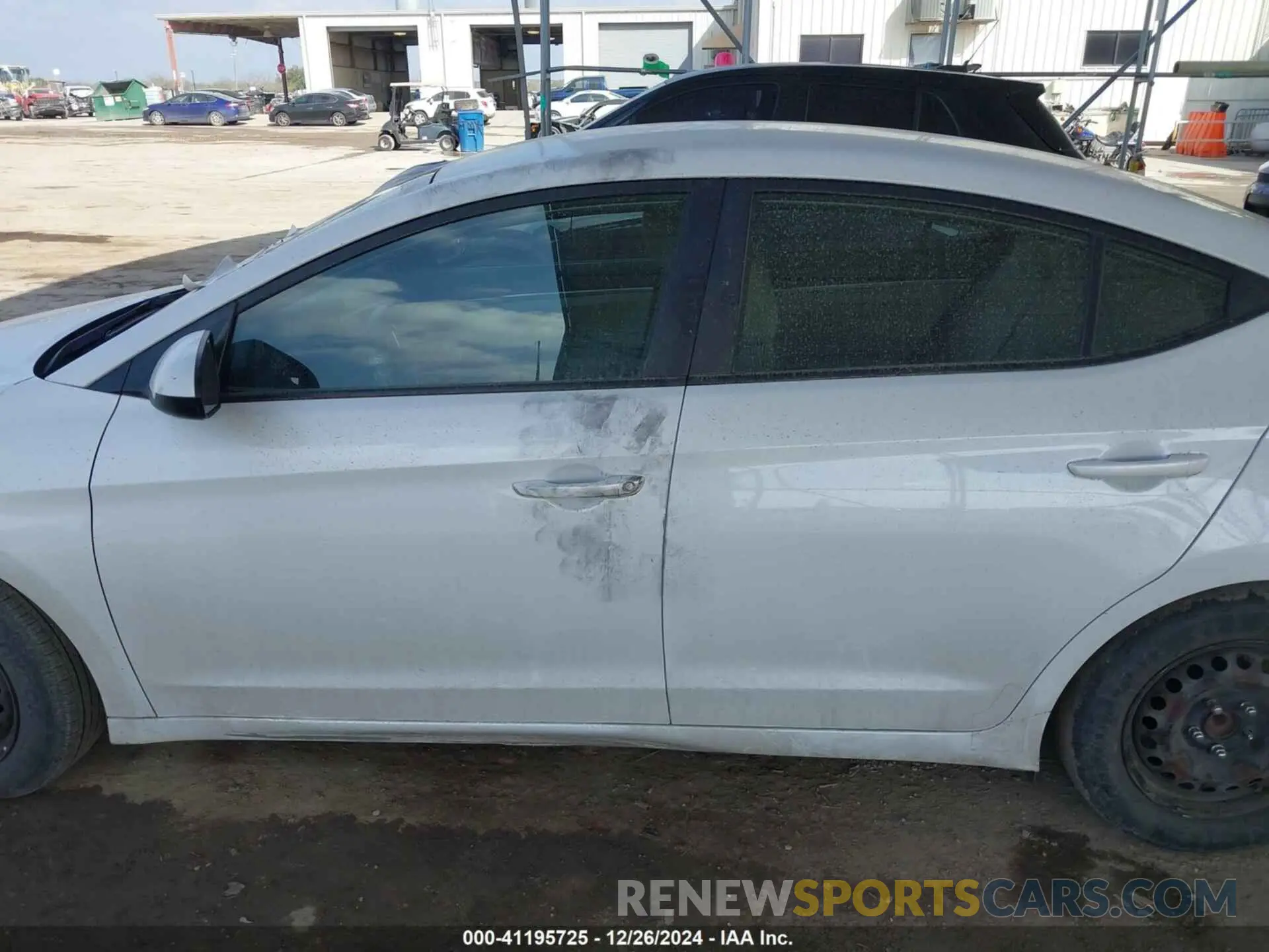 13 fotografías del automóvil dañado 5NPD74LF8KH439893 HYUNDAI ELANTRA 2019