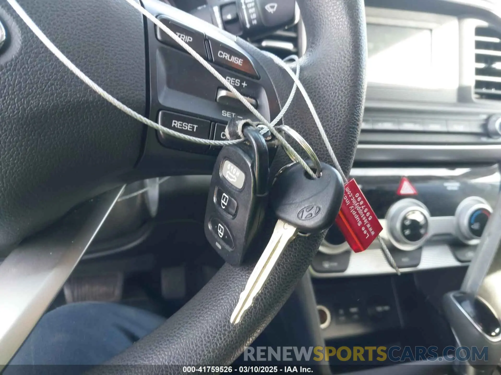 11 fotografías del automóvil dañado 5NPD74LF8KH440977 HYUNDAI ELANTRA 2019