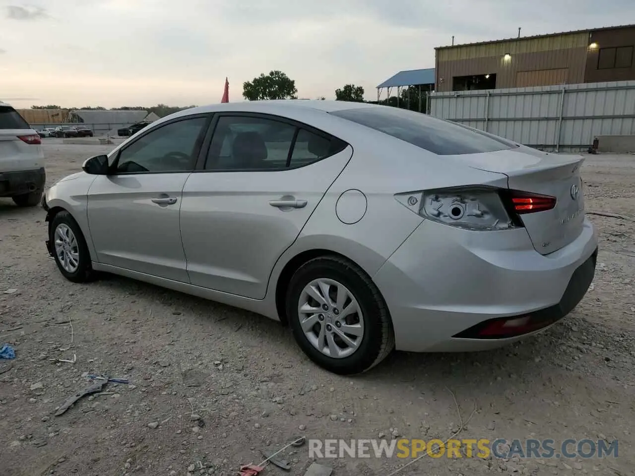 2 fotografías del automóvil dañado 5NPD74LF8KH449131 HYUNDAI ELANTRA 2019