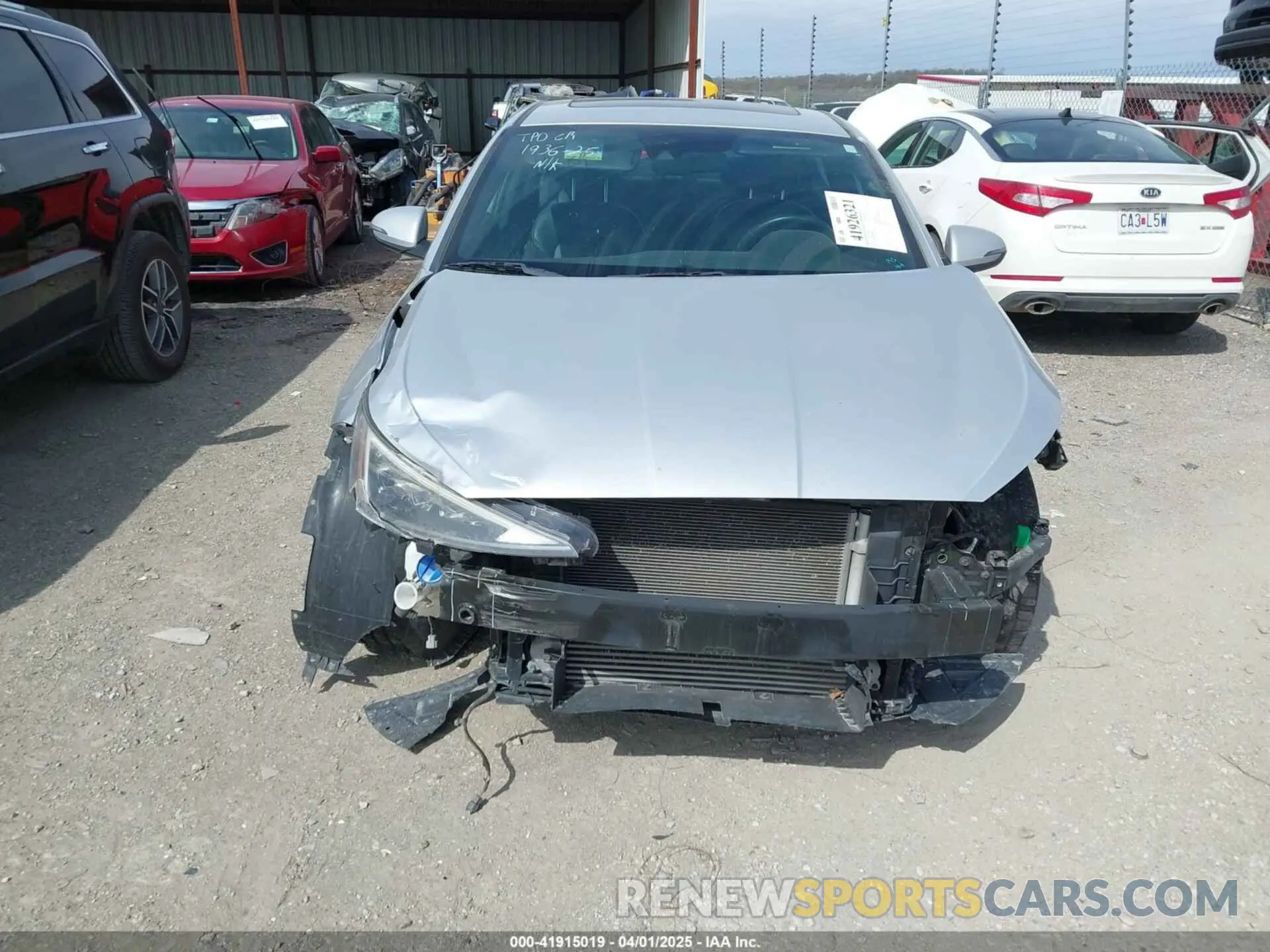 13 fotografías del automóvil dañado 5NPD74LF8KH491119 HYUNDAI ELANTRA 2019