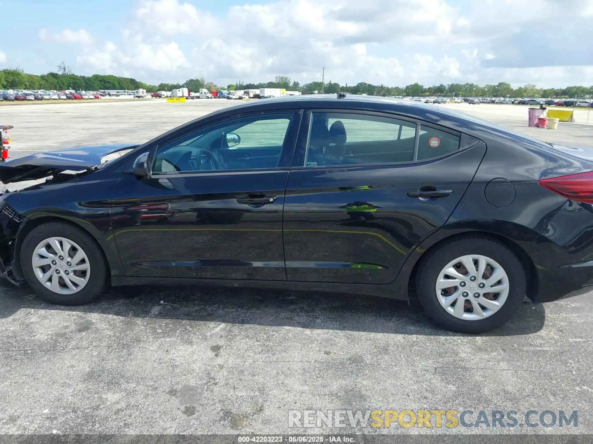 15 fotografías del automóvil dañado 5NPD74LF9KH467394 HYUNDAI ELANTRA 2019