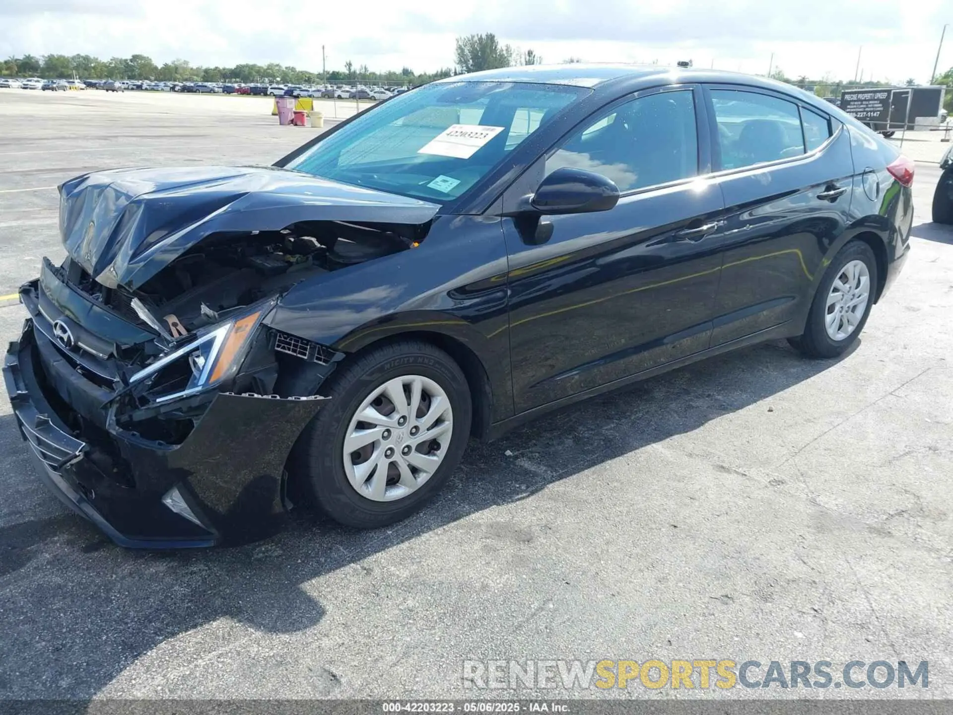 2 fotografías del automóvil dañado 5NPD74LF9KH467394 HYUNDAI ELANTRA 2019