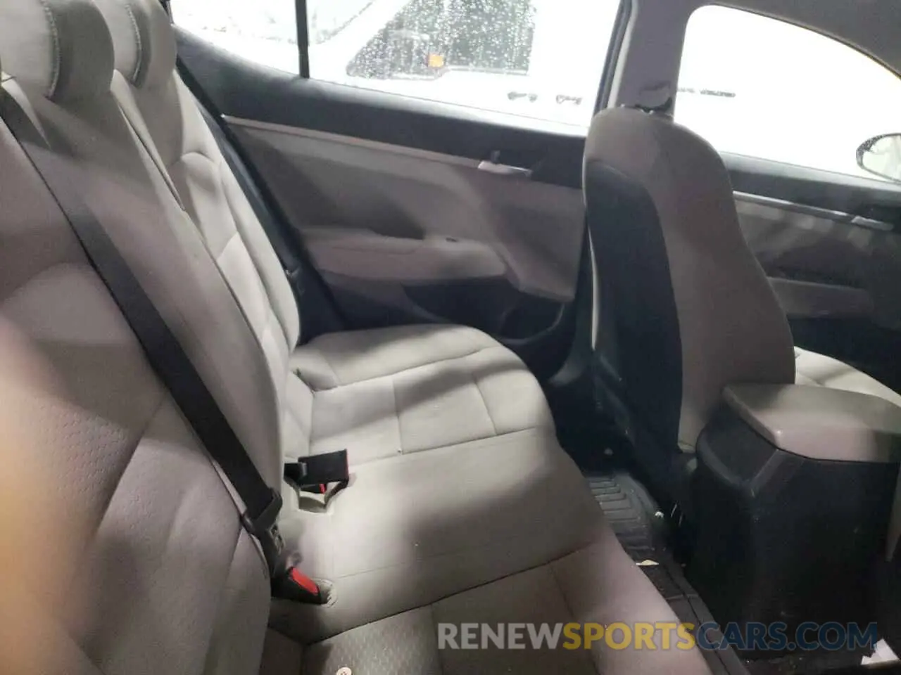 10 fotografías del automóvil dañado 5NPD74LF9KH469002 HYUNDAI ELANTRA 2019