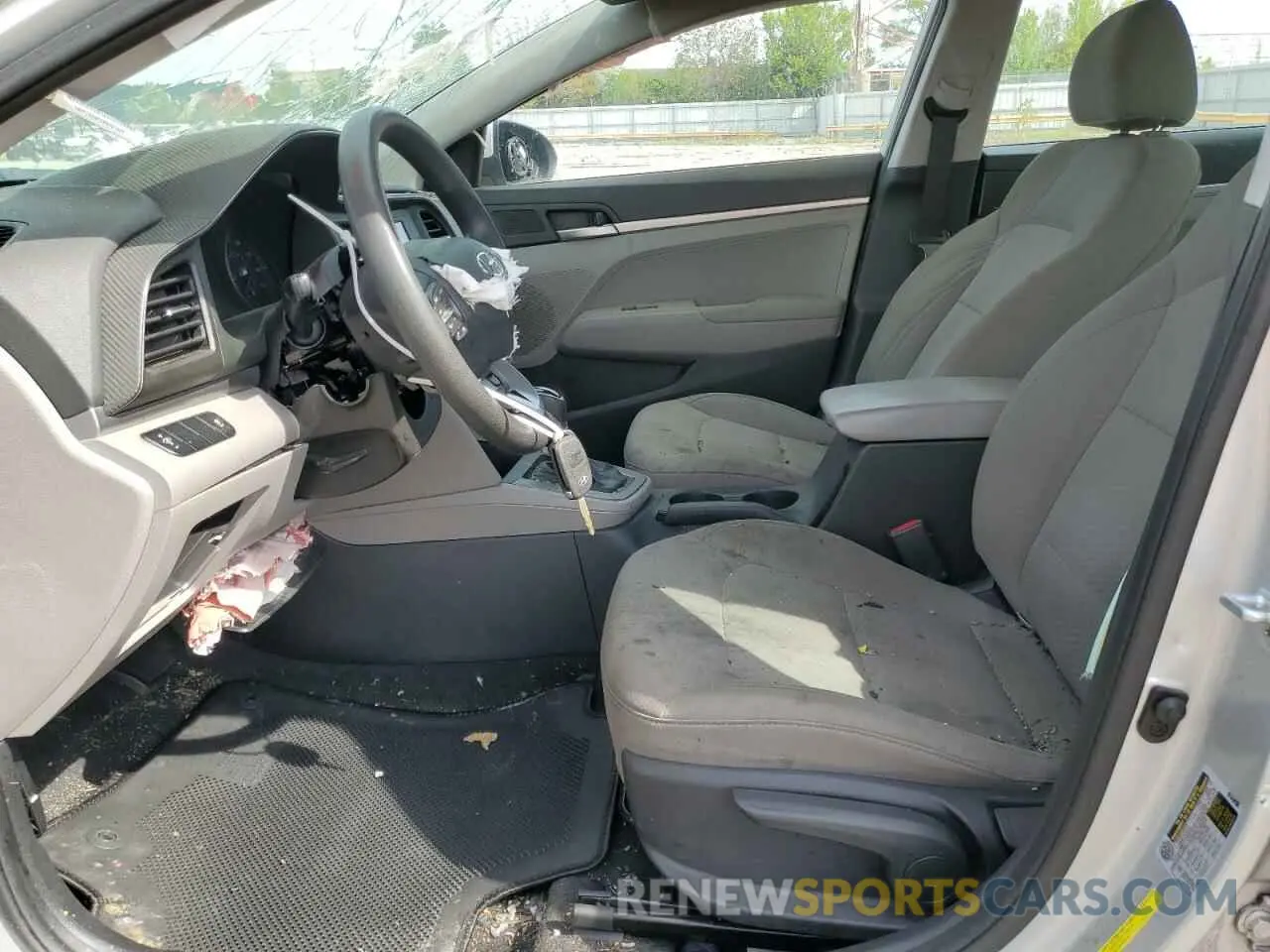 7 fotografías del automóvil dañado 5NPD74LFXKH471485 HYUNDAI ELANTRA 2019