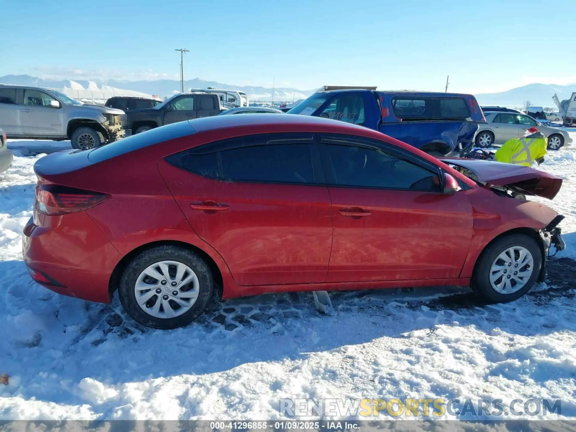 14 fotografías del automóvil dañado 5NPD74LFXKH493230 HYUNDAI ELANTRA 2019