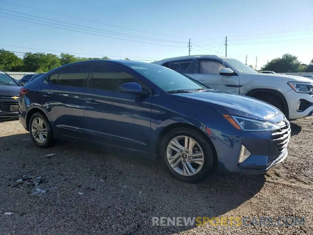 4 fotografías del automóvil dañado 5NPD84LF0KH411910 HYUNDAI ELANTRA 2019