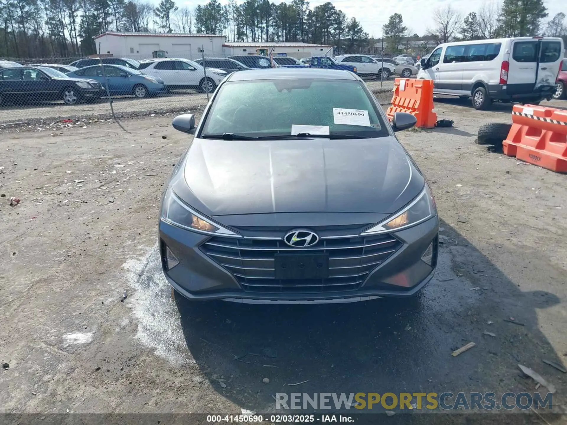 12 fotografías del automóvil dañado 5NPD84LF0KH420557 HYUNDAI ELANTRA 2019