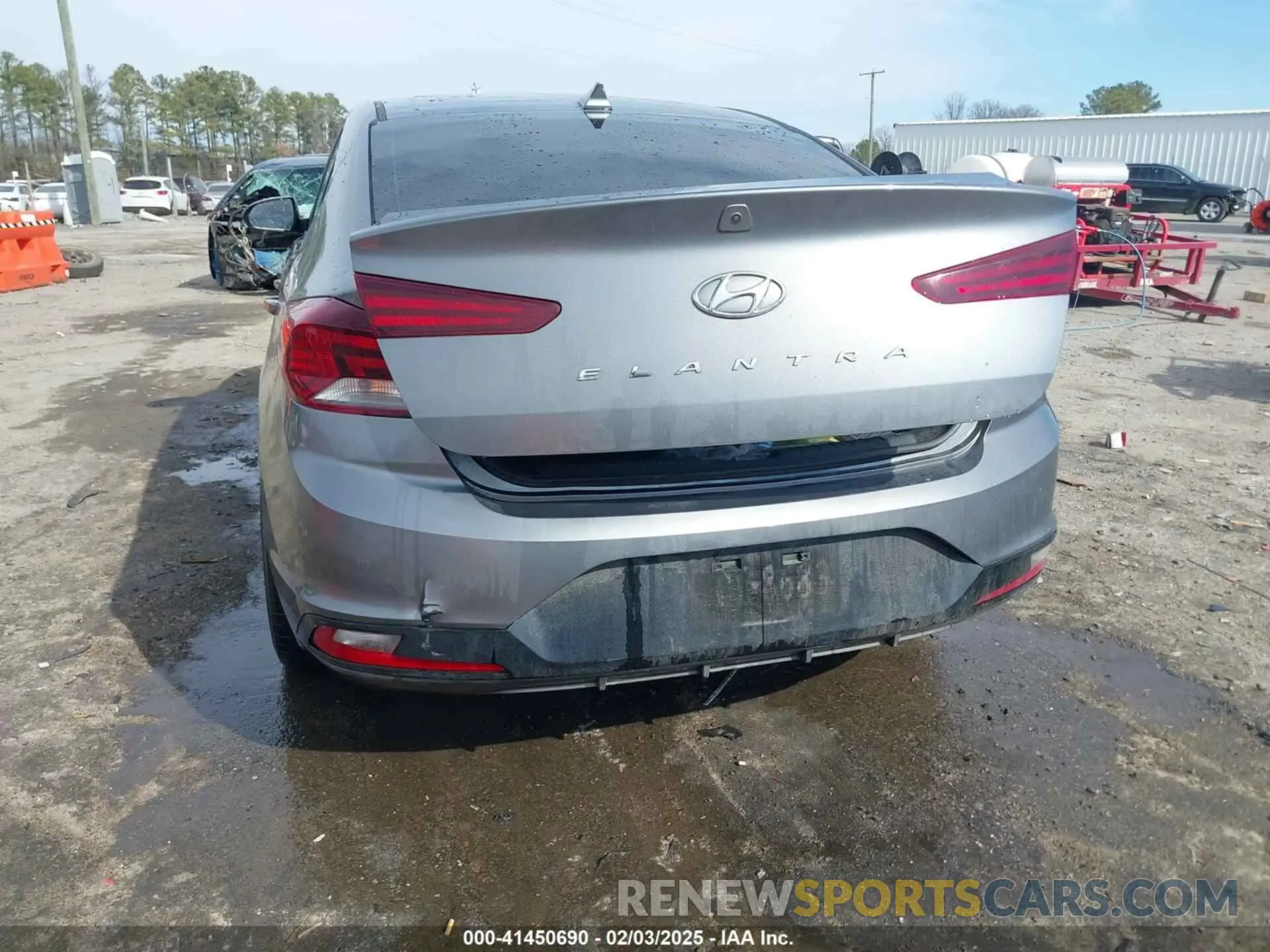 6 fotografías del automóvil dañado 5NPD84LF0KH420557 HYUNDAI ELANTRA 2019