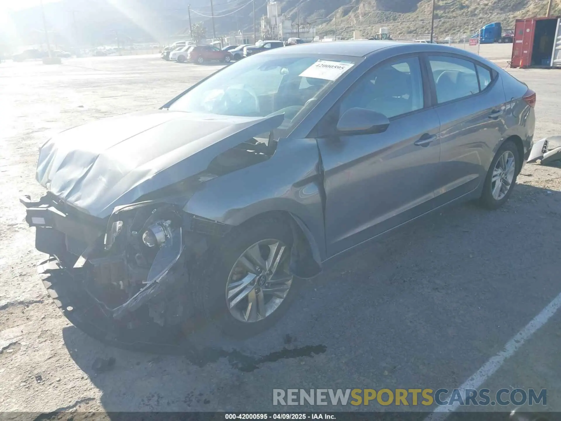 2 fotografías del automóvil dañado 5NPD84LF0KH422566 HYUNDAI ELANTRA 2019