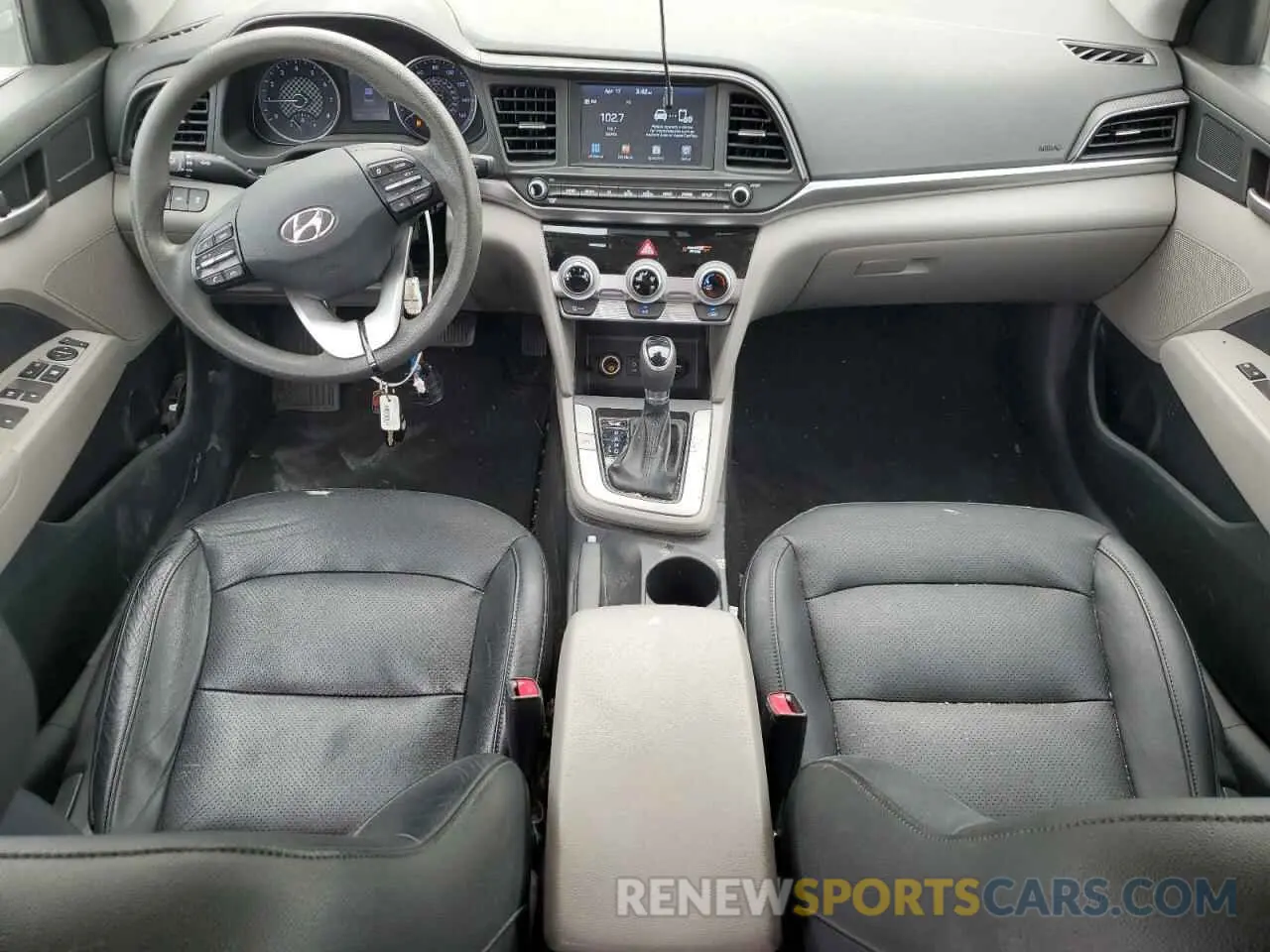 8 fotografías del automóvil dañado 5NPD84LF0KH439223 HYUNDAI ELANTRA 2019