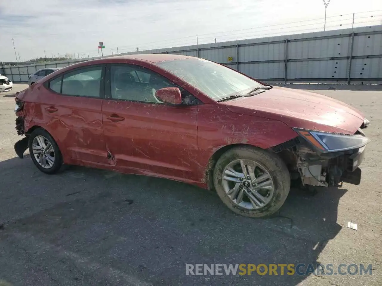 4 fotografías del automóvil dañado 5NPD84LF0KH446026 HYUNDAI ELANTRA 2019