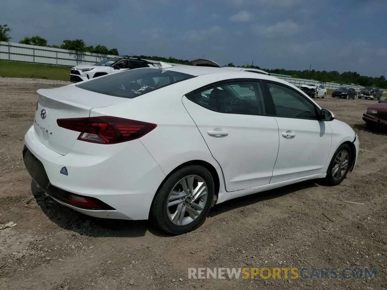 3 fotografías del automóvil dañado 5NPD84LF0KH446379 HYUNDAI ELANTRA 2019