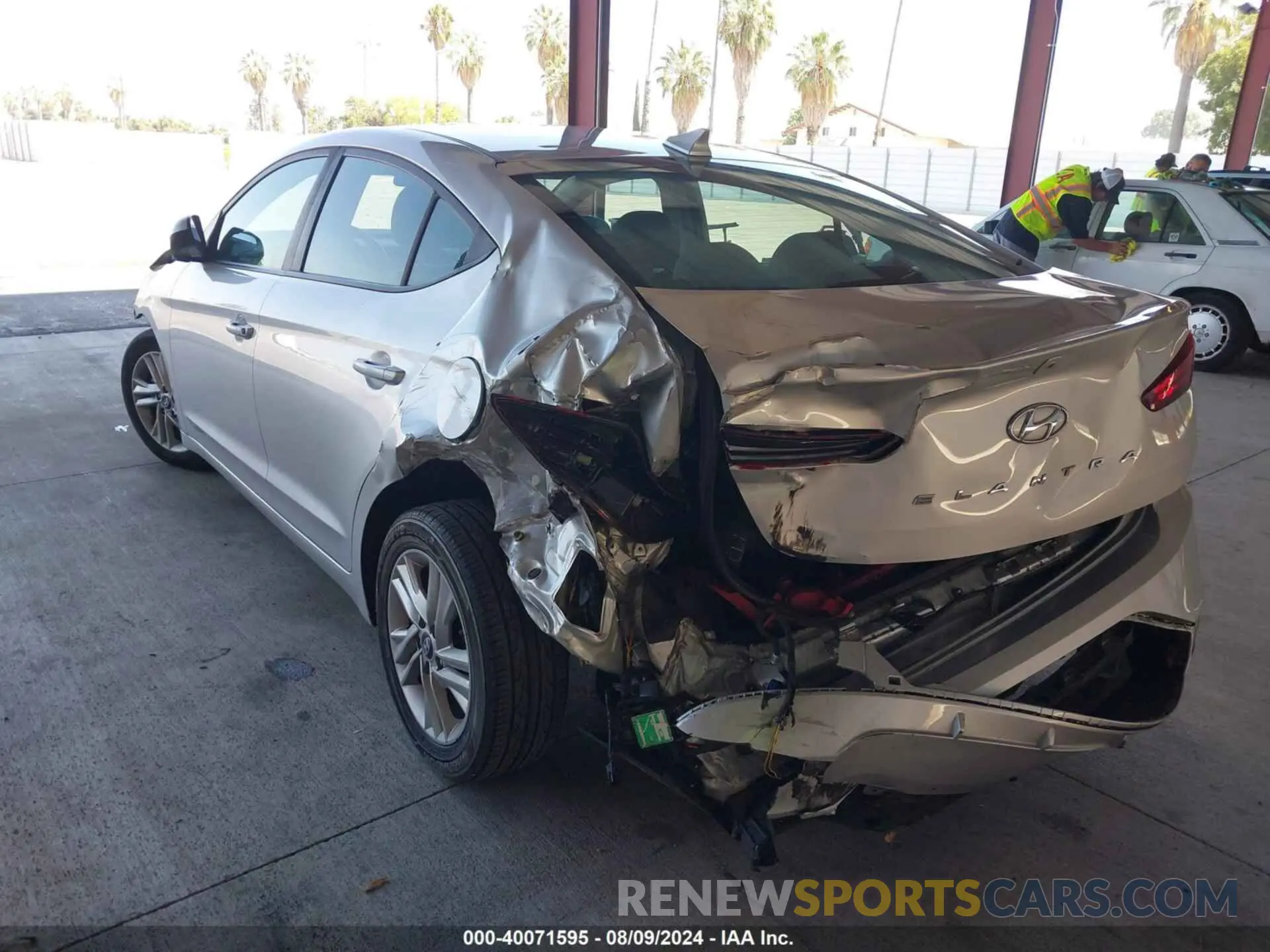 3 fotografías del automóvil dañado 5NPD84LF0KH455874 HYUNDAI ELANTRA 2019