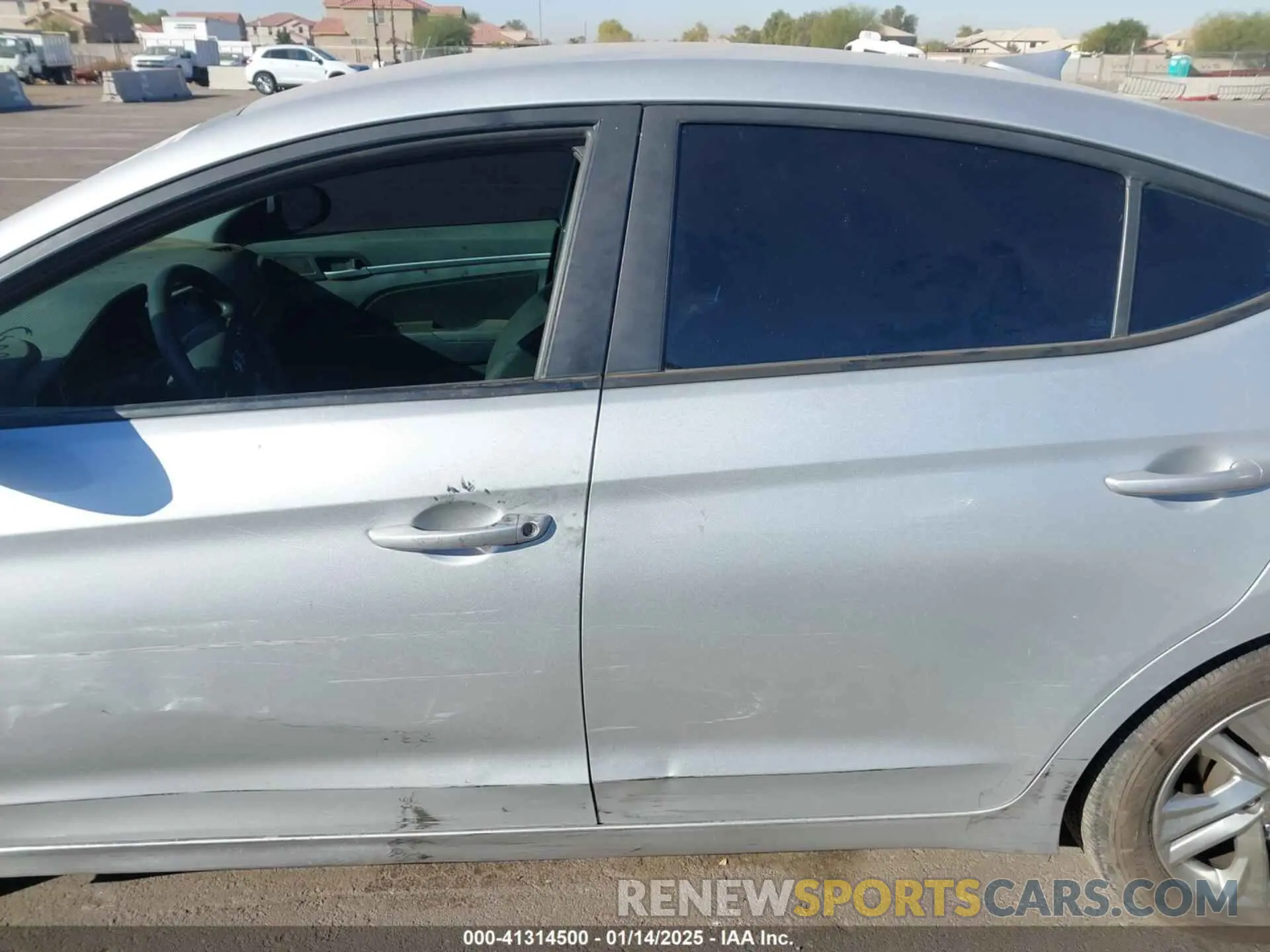 13 fotografías del automóvil dañado 5NPD84LF1KH422978 HYUNDAI ELANTRA 2019