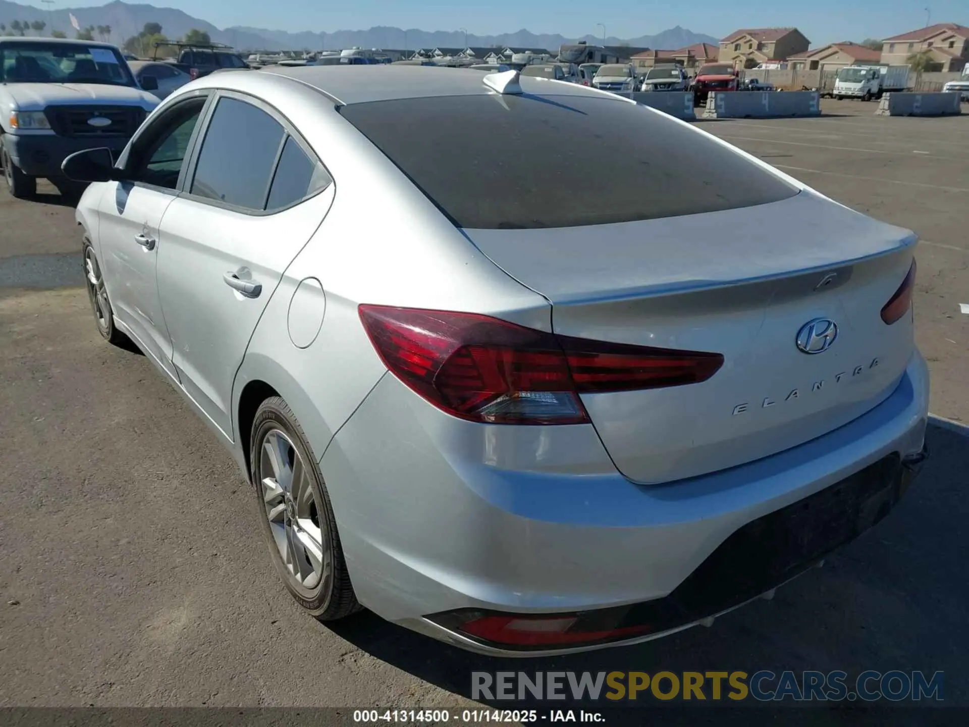 3 fotografías del automóvil dañado 5NPD84LF1KH422978 HYUNDAI ELANTRA 2019