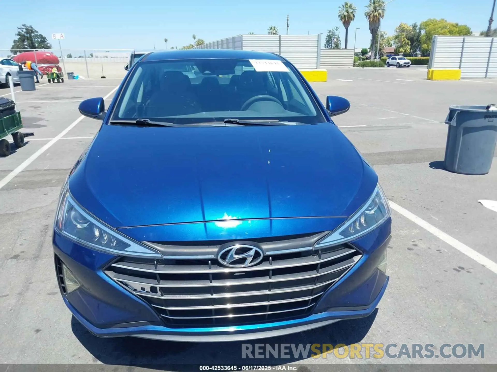 12 fotografías del automóvil dañado 5NPD84LF1KH433978 HYUNDAI ELANTRA 2019