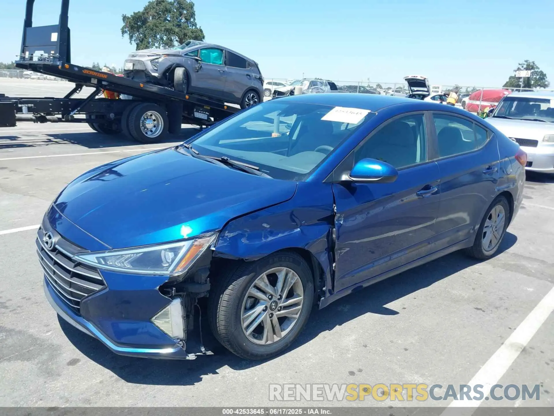2 fotografías del automóvil dañado 5NPD84LF1KH433978 HYUNDAI ELANTRA 2019
