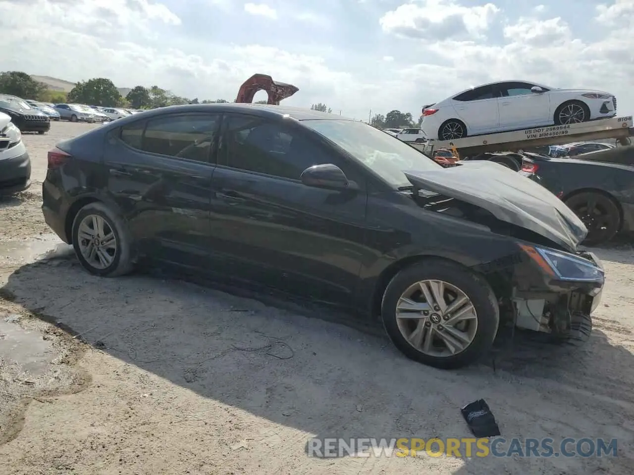 4 fotografías del automóvil dañado 5NPD84LF1KH436086 HYUNDAI ELANTRA 2019