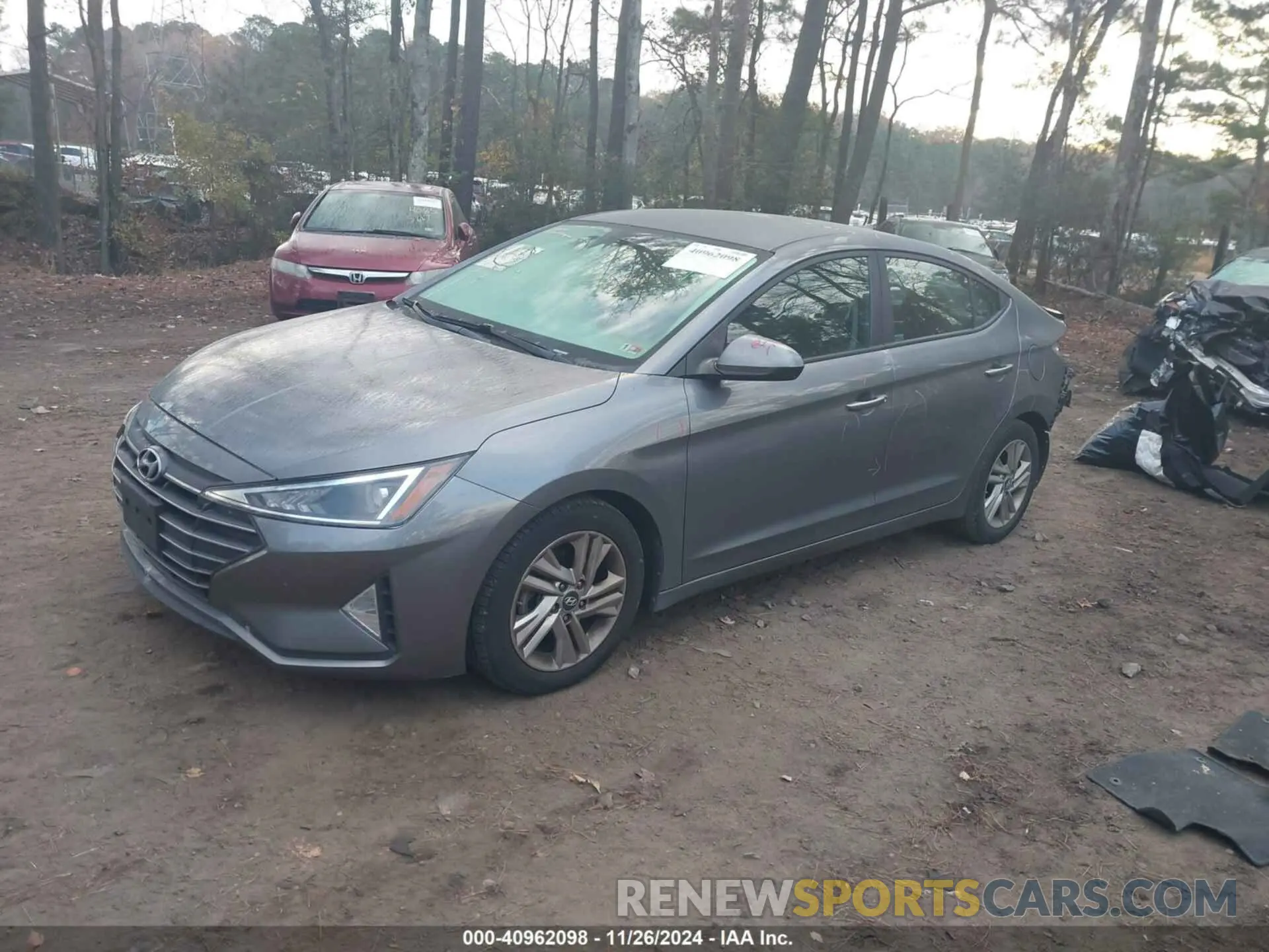 2 fotografías del automóvil dañado 5NPD84LF1KH443667 HYUNDAI ELANTRA 2019