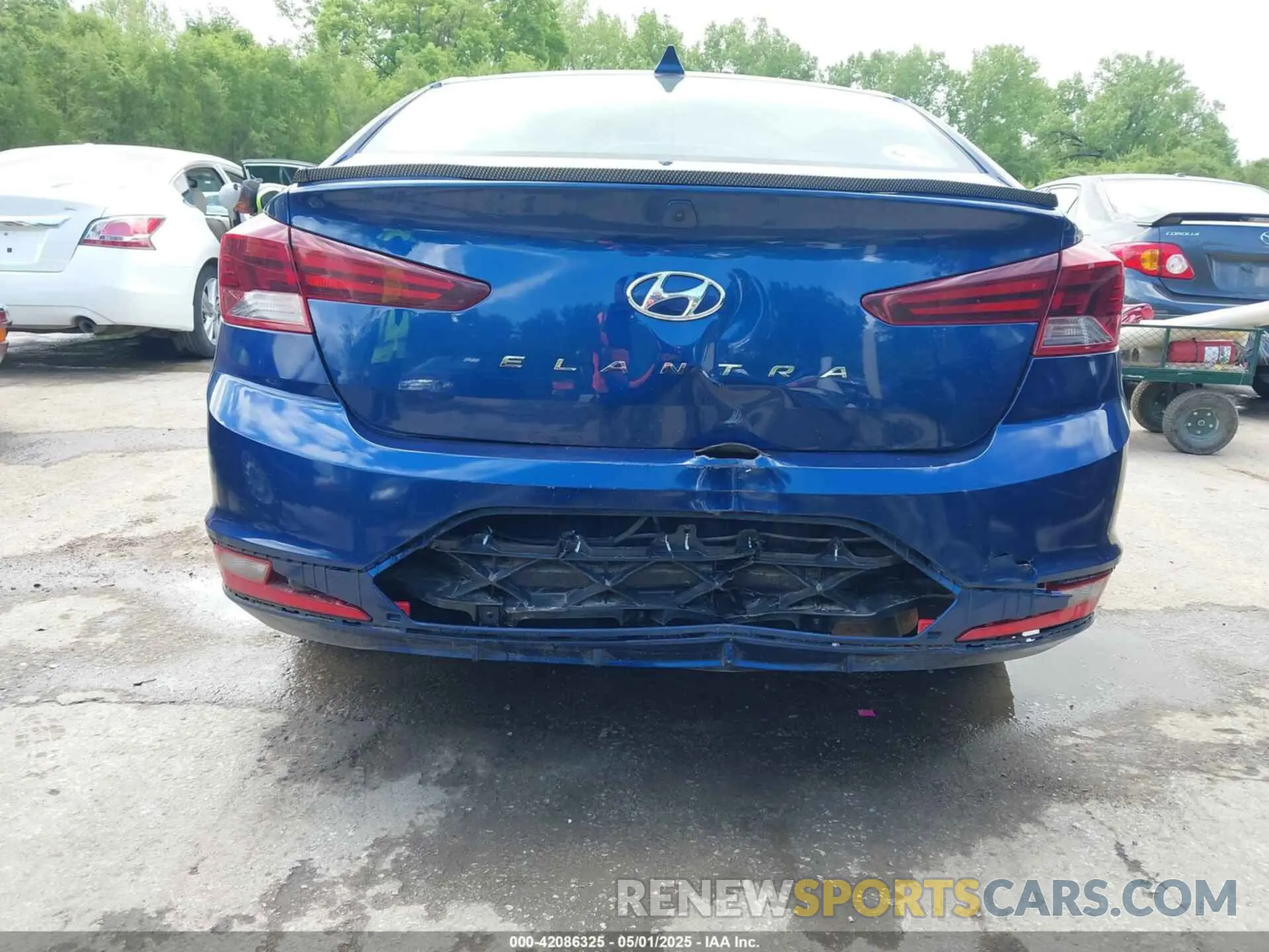 6 fotografías del automóvil dañado 5NPD84LF1KH472702 HYUNDAI ELANTRA 2019