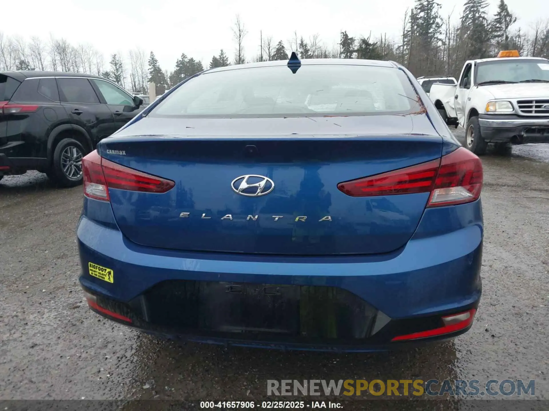 16 fotografías del automóvil dañado 5NPD84LF1KH485515 HYUNDAI ELANTRA 2019