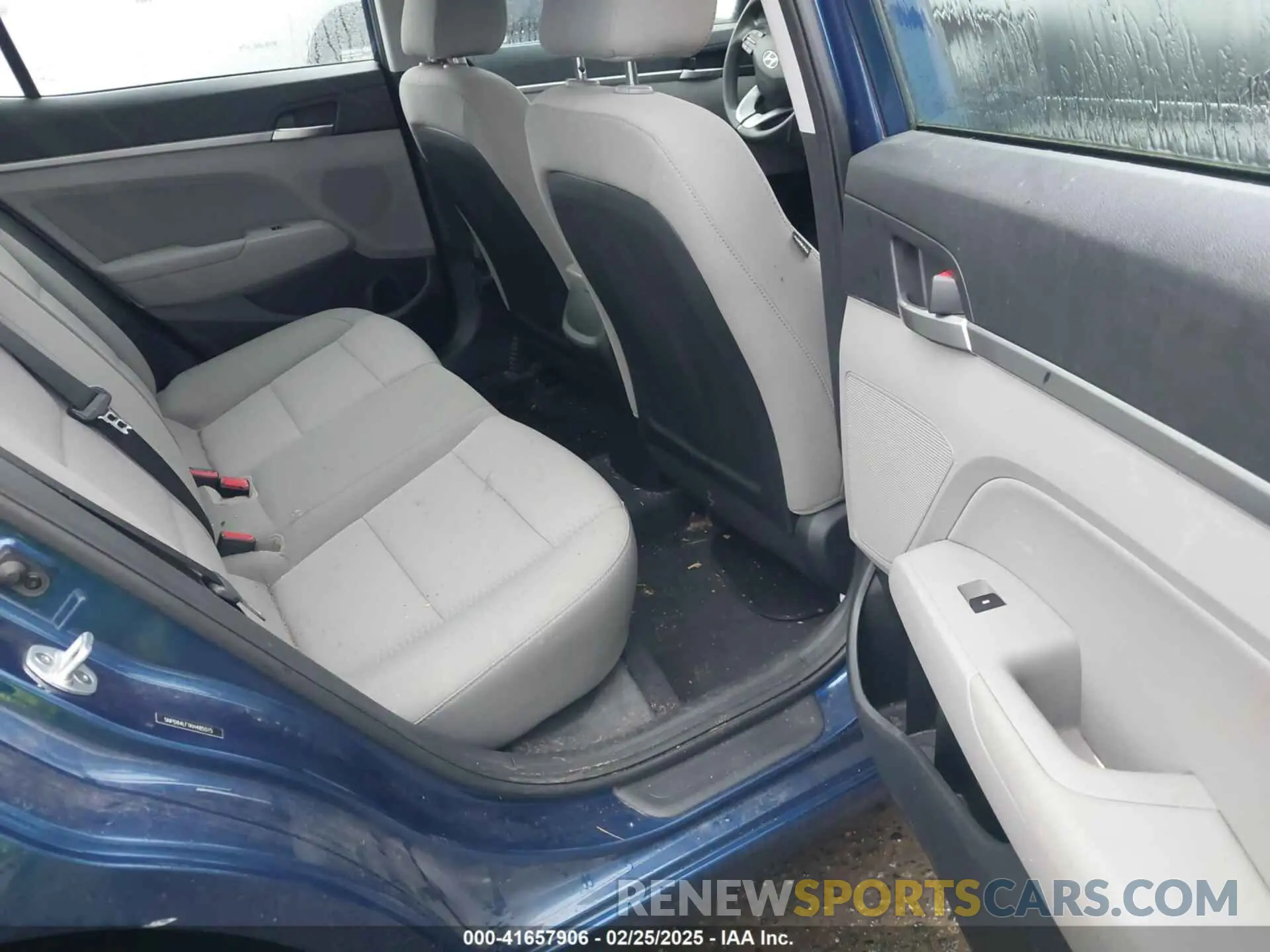 8 fotografías del automóvil dañado 5NPD84LF1KH485515 HYUNDAI ELANTRA 2019