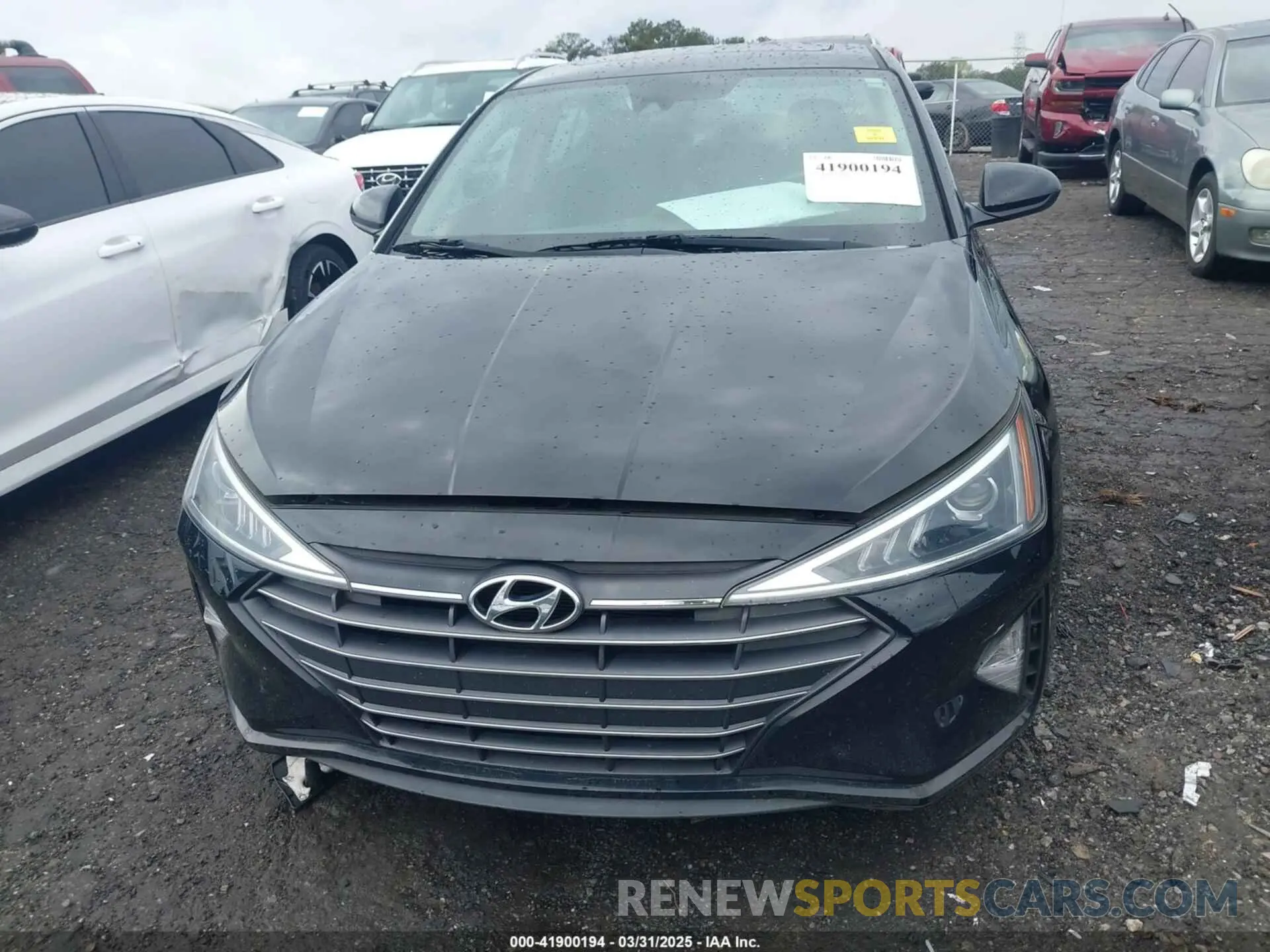 12 fotografías del automóvil dañado 5NPD84LF1KH494330 HYUNDAI ELANTRA 2019