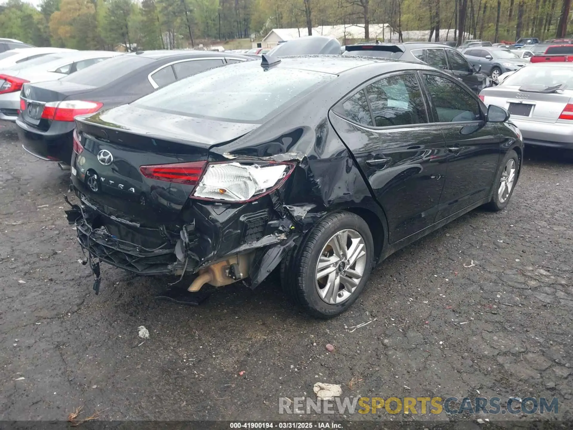 4 fotografías del automóvil dañado 5NPD84LF1KH494330 HYUNDAI ELANTRA 2019