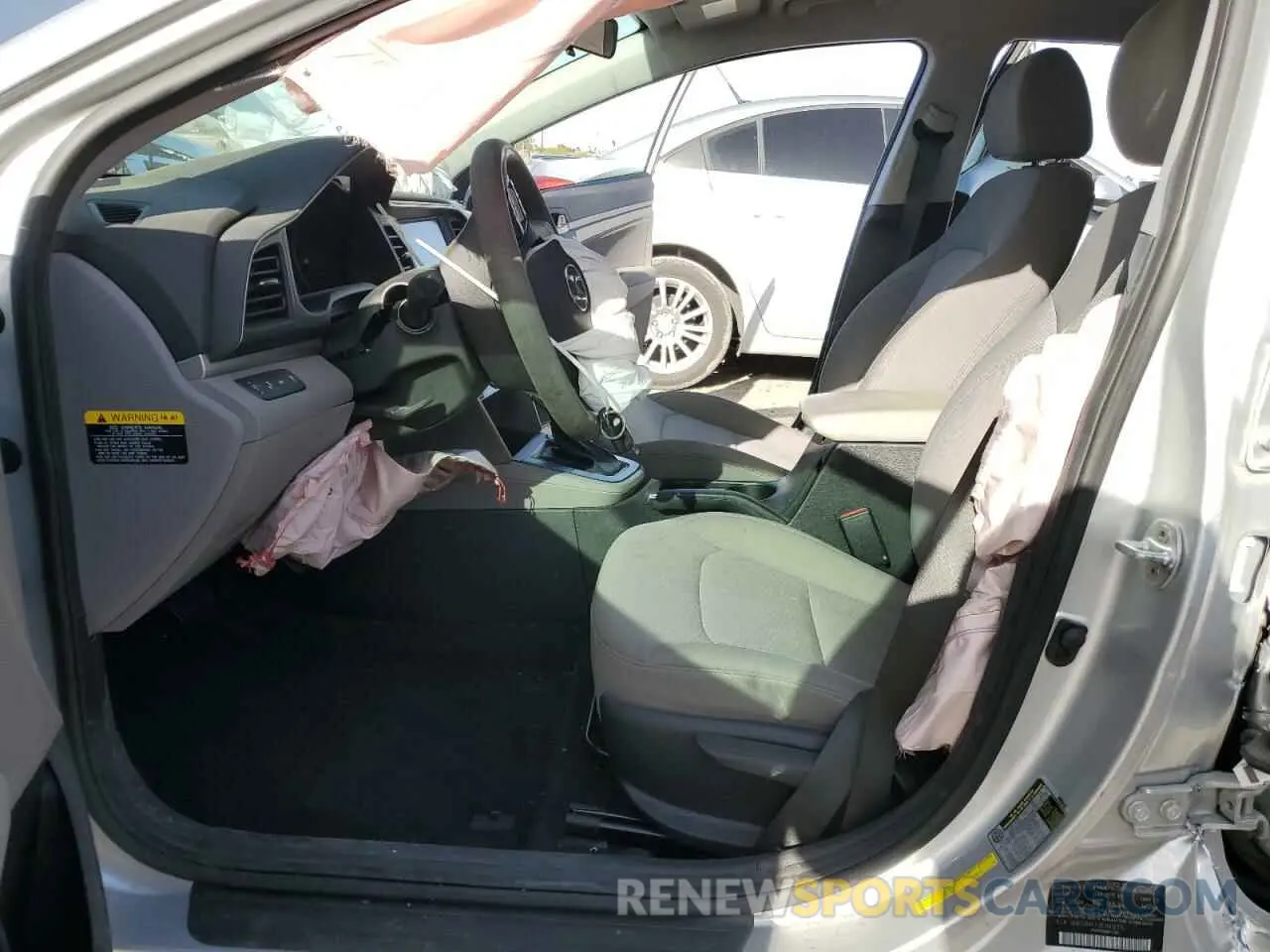 7 fotografías del automóvil dañado 5NPD84LF2KH412315 HYUNDAI ELANTRA 2019