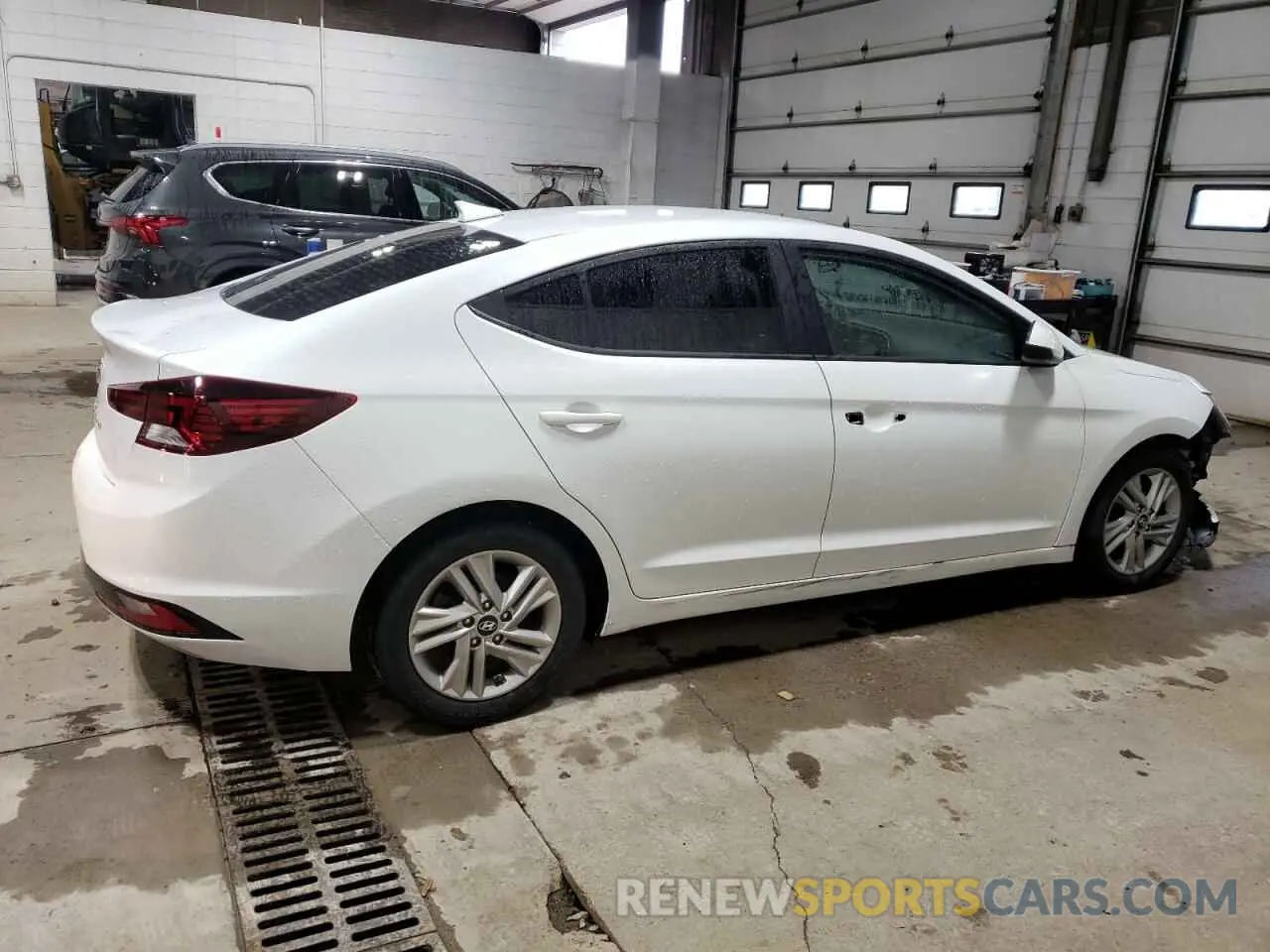 3 fotografías del automóvil dañado 5NPD84LF2KH432080 HYUNDAI ELANTRA 2019