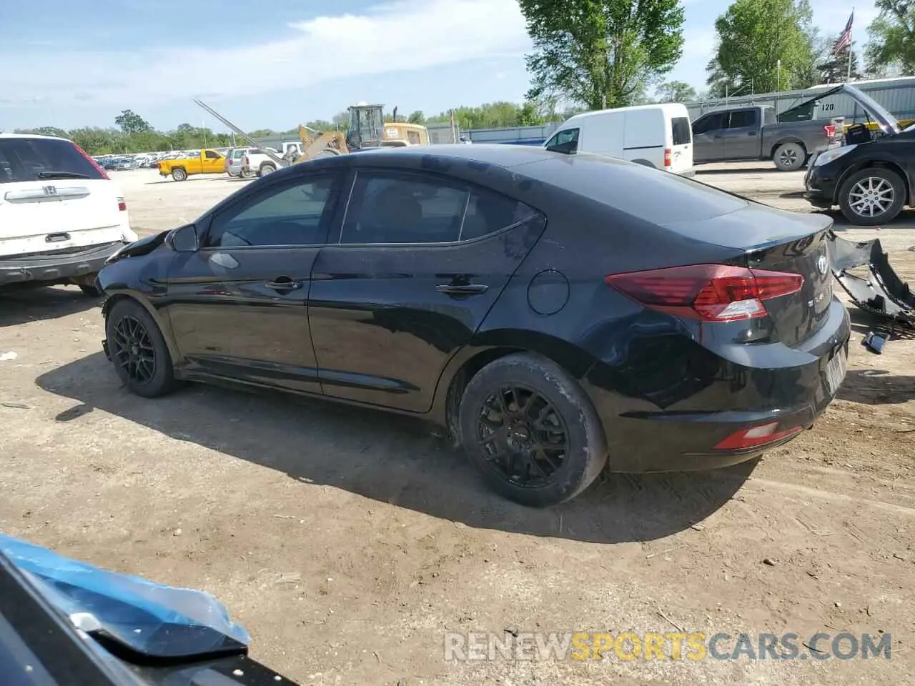 2 fotografías del automóvil dañado 5NPD84LF2KH432581 HYUNDAI ELANTRA 2019