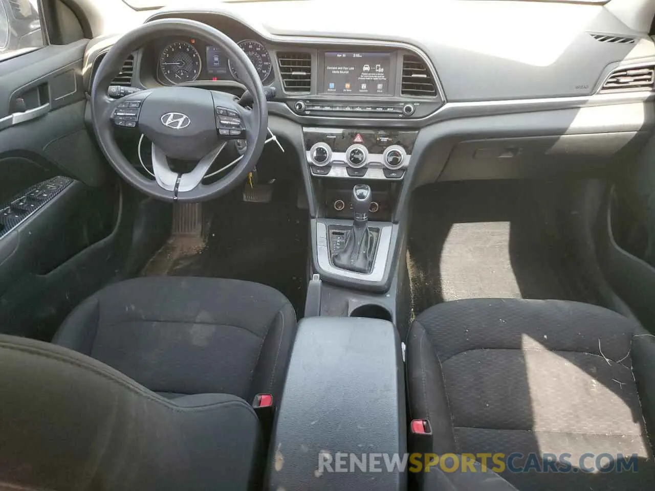 8 fotografías del automóvil dañado 5NPD84LF2KH432581 HYUNDAI ELANTRA 2019