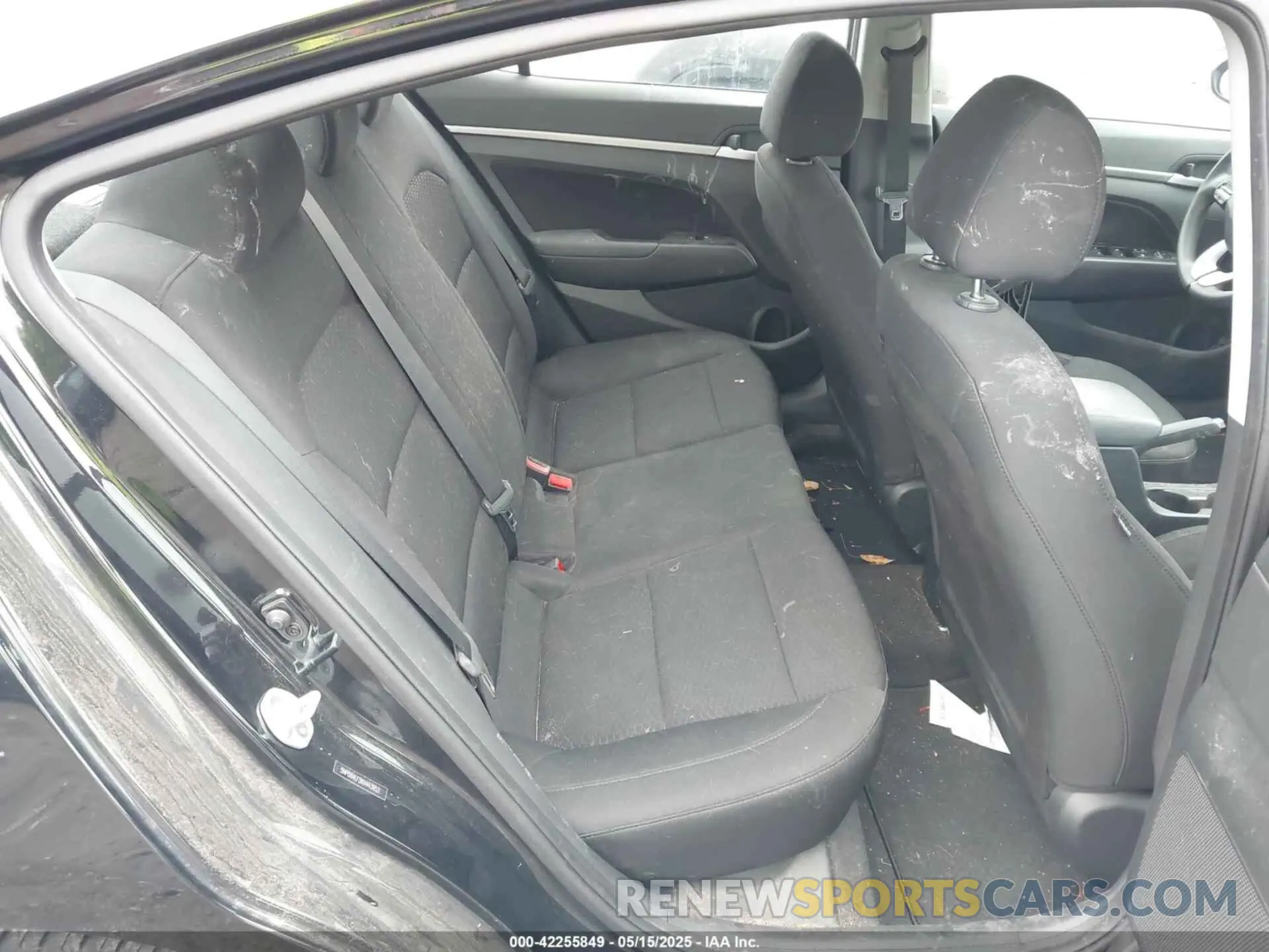 8 fotografías del automóvil dañado 5NPD84LF2KH443953 HYUNDAI ELANTRA 2019