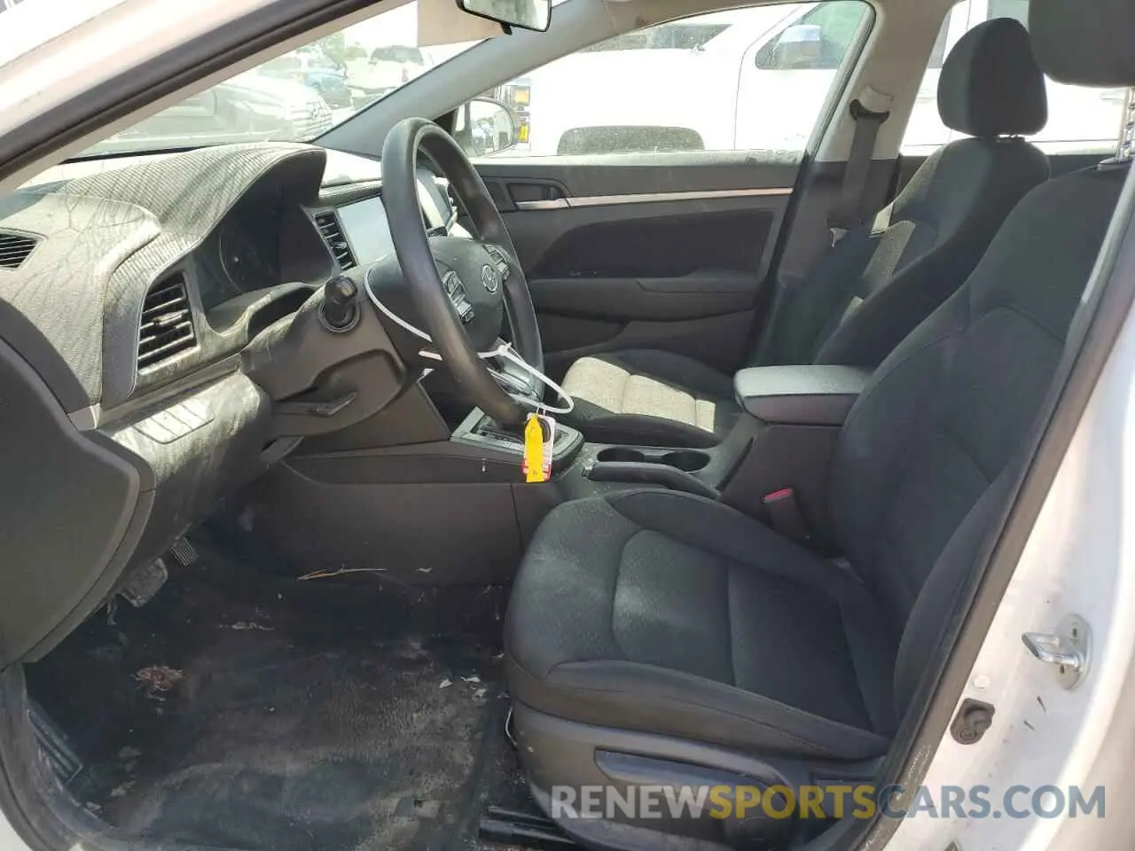 7 fotografías del automóvil dañado 5NPD84LF2KH457092 HYUNDAI ELANTRA 2019