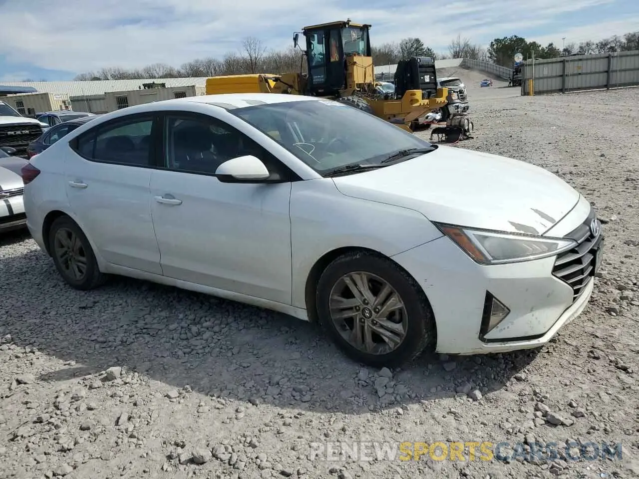 4 fotografías del automóvil dañado 5NPD84LF2KH482851 HYUNDAI ELANTRA 2019