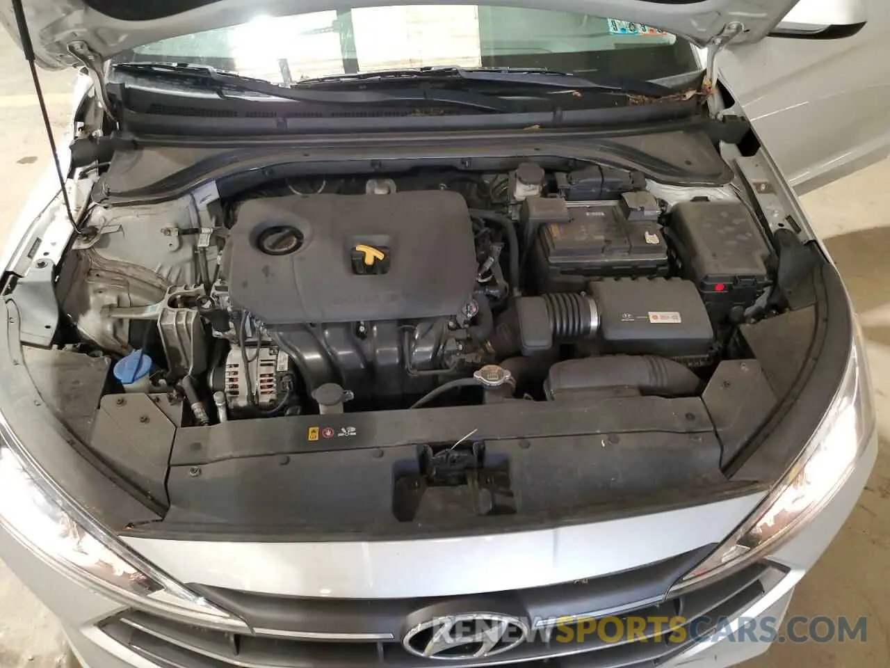 11 fotografías del automóvil dañado 5NPD84LF2KH493753 HYUNDAI ELANTRA 2019