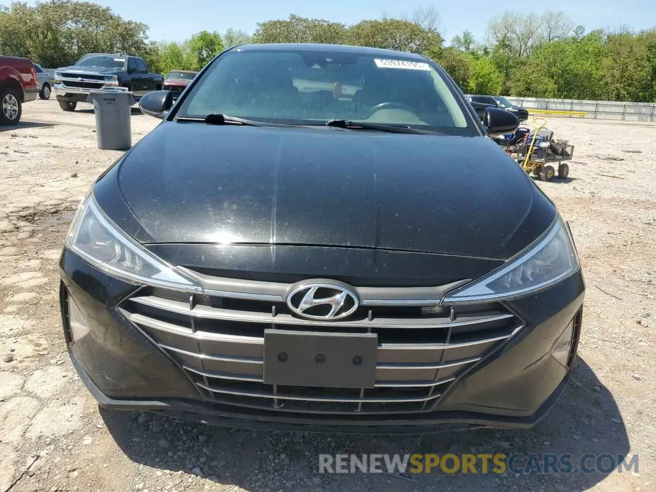 5 fotografías del automóvil dañado 5NPD84LF3KH461779 HYUNDAI ELANTRA 2019