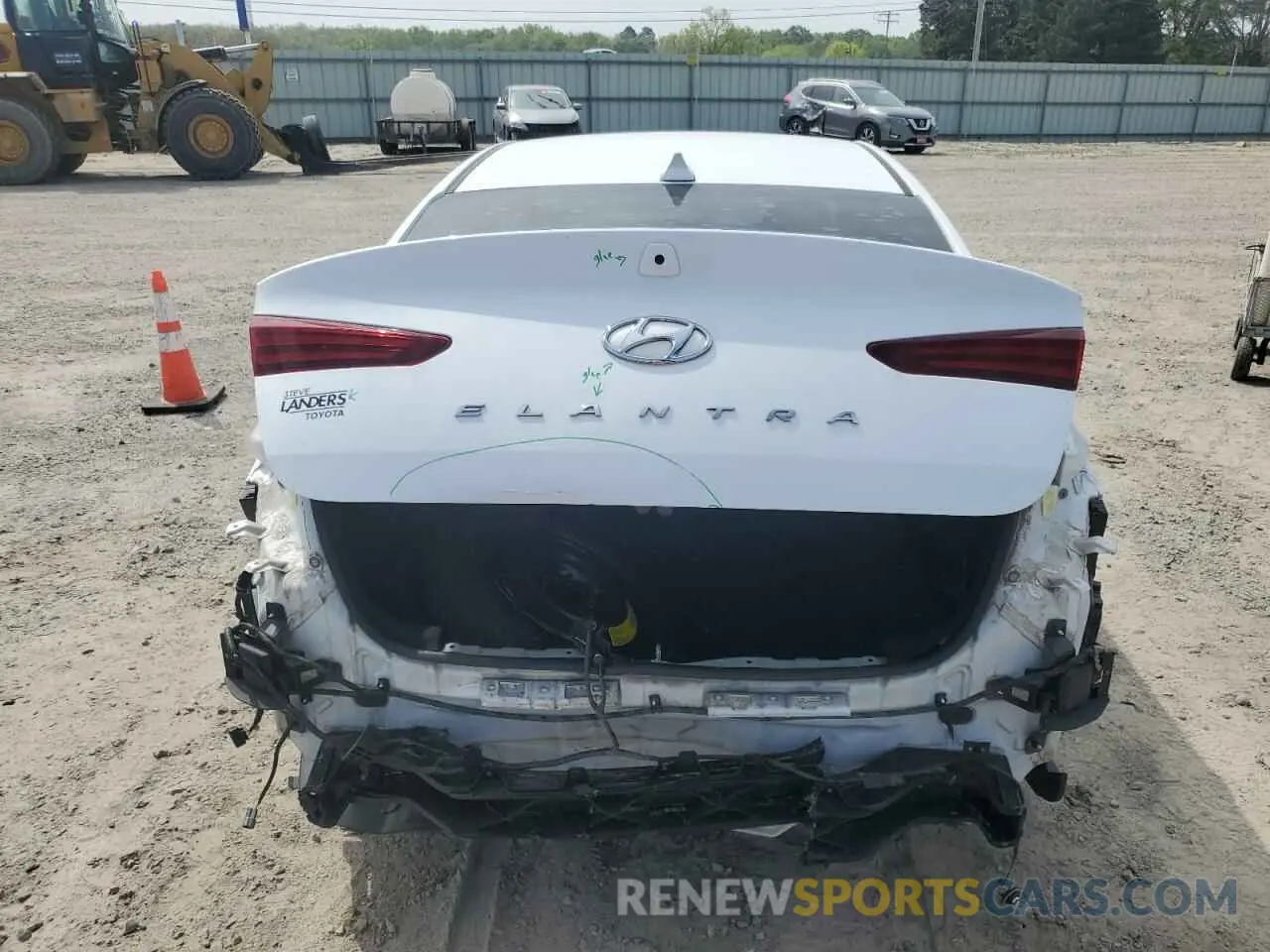 6 fotografías del automóvil dañado 5NPD84LF4KH413451 HYUNDAI ELANTRA 2019