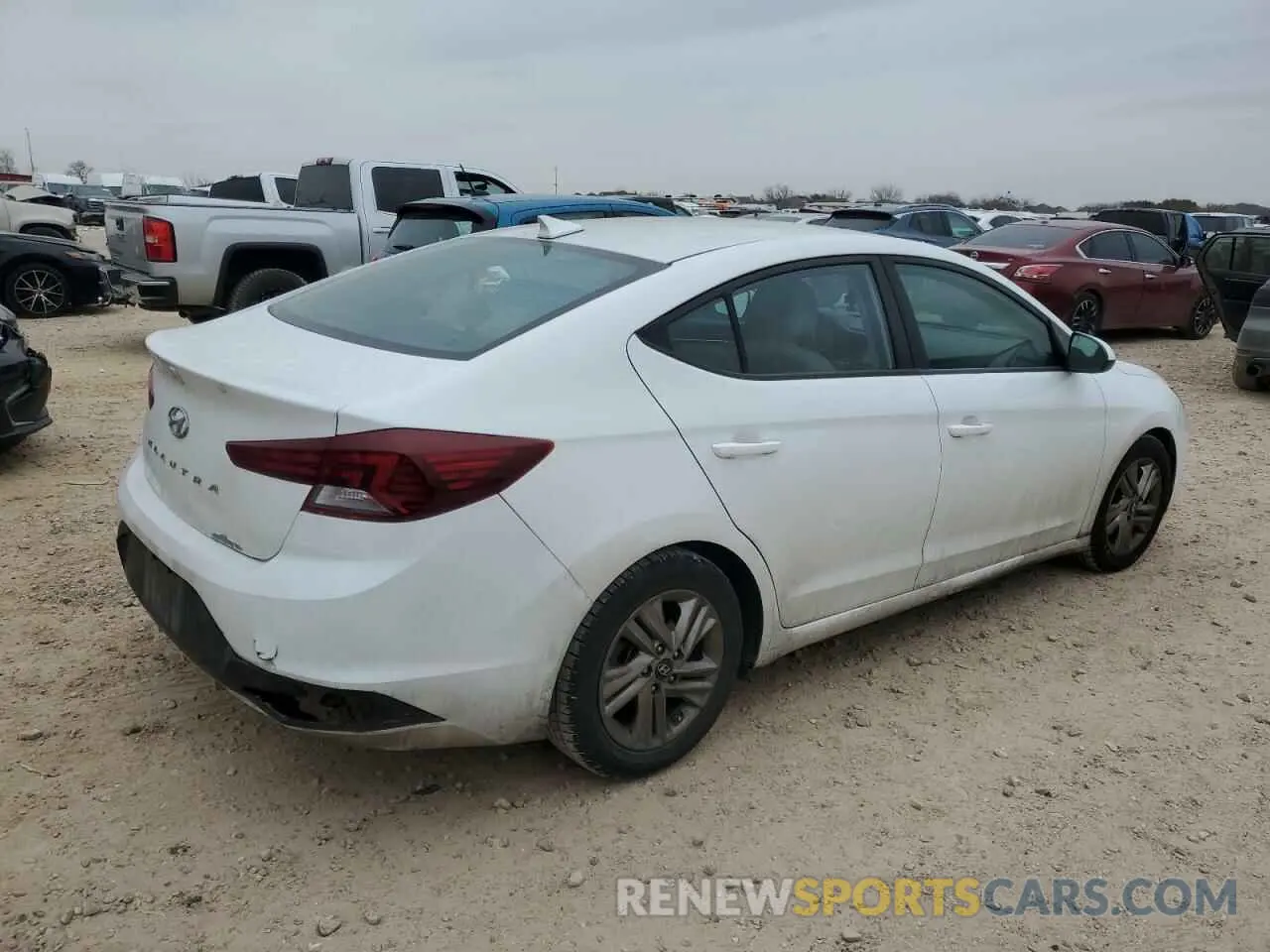 3 fotografías del automóvil dañado 5NPD84LF4KH429522 HYUNDAI ELANTRA 2019