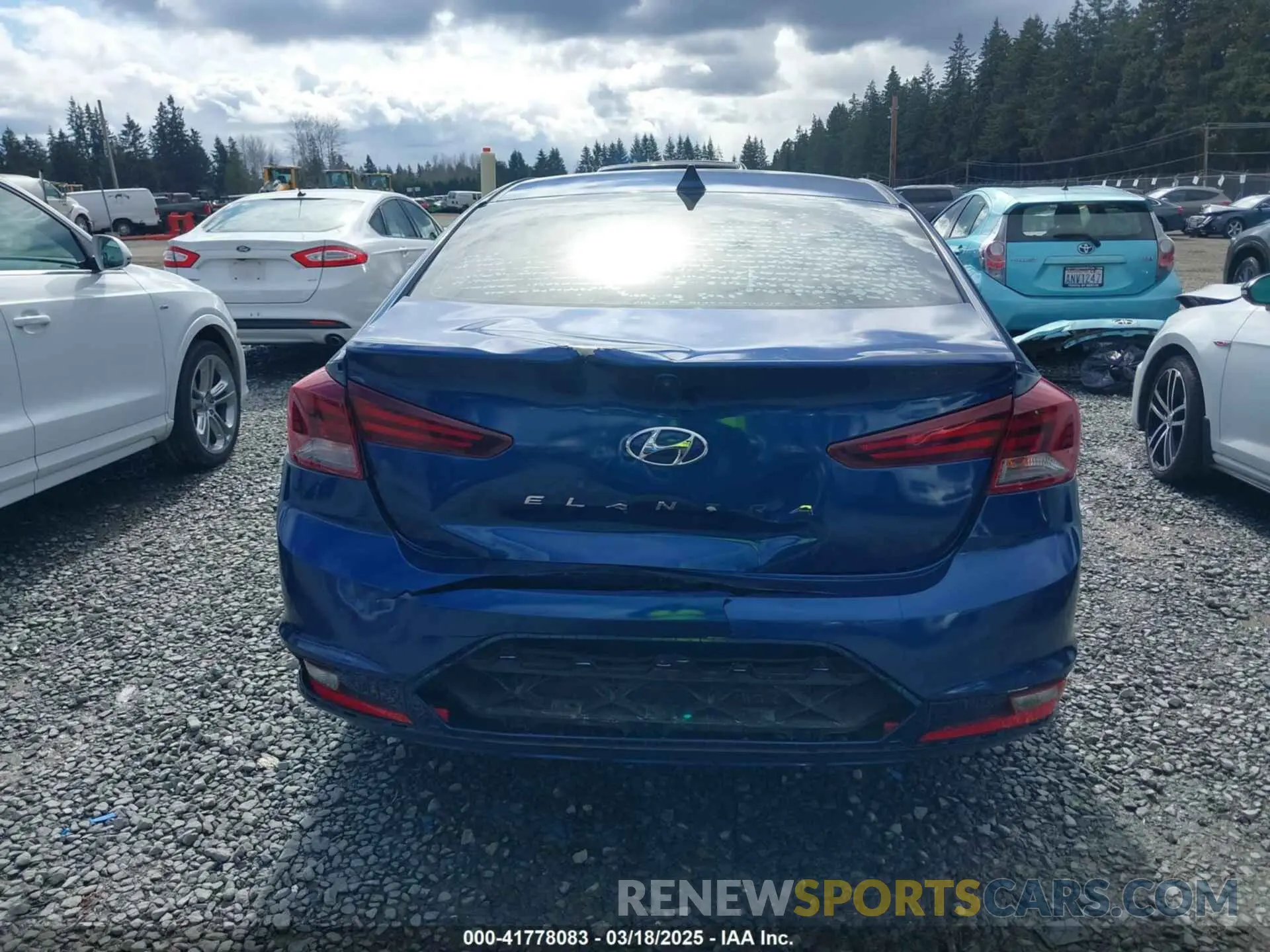 17 fotografías del automóvil dañado 5NPD84LF4KH435420 HYUNDAI ELANTRA 2019