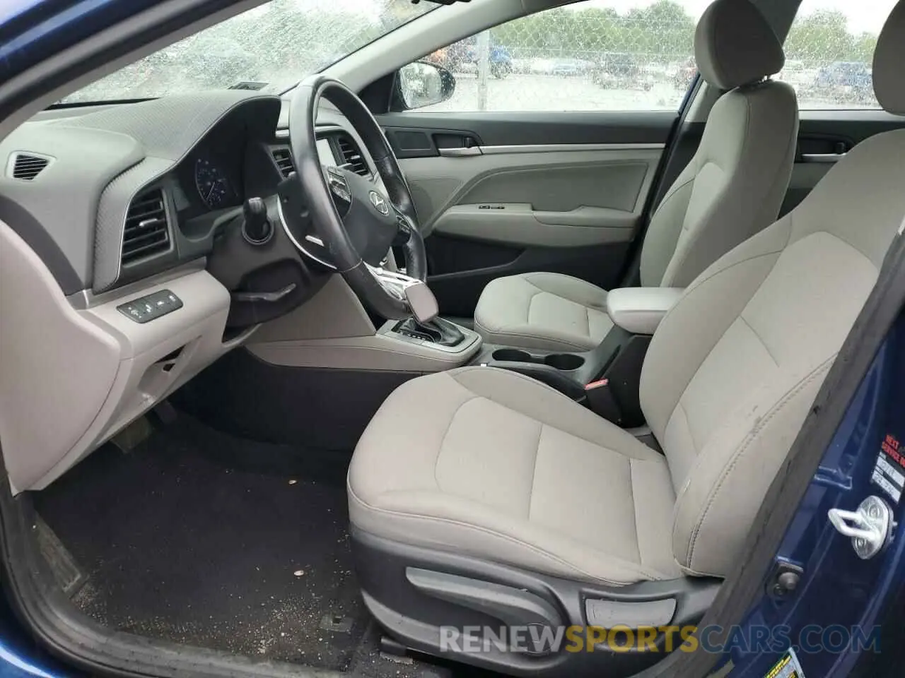 7 fotografías del automóvil dañado 5NPD84LF4KH466232 HYUNDAI ELANTRA 2019