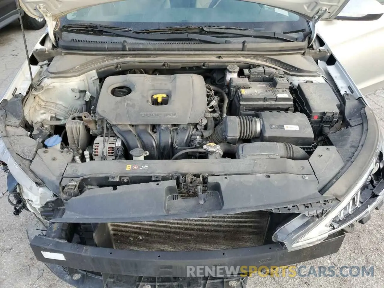 11 fotografías del automóvil dañado 5NPD84LF4KH484245 HYUNDAI ELANTRA 2019